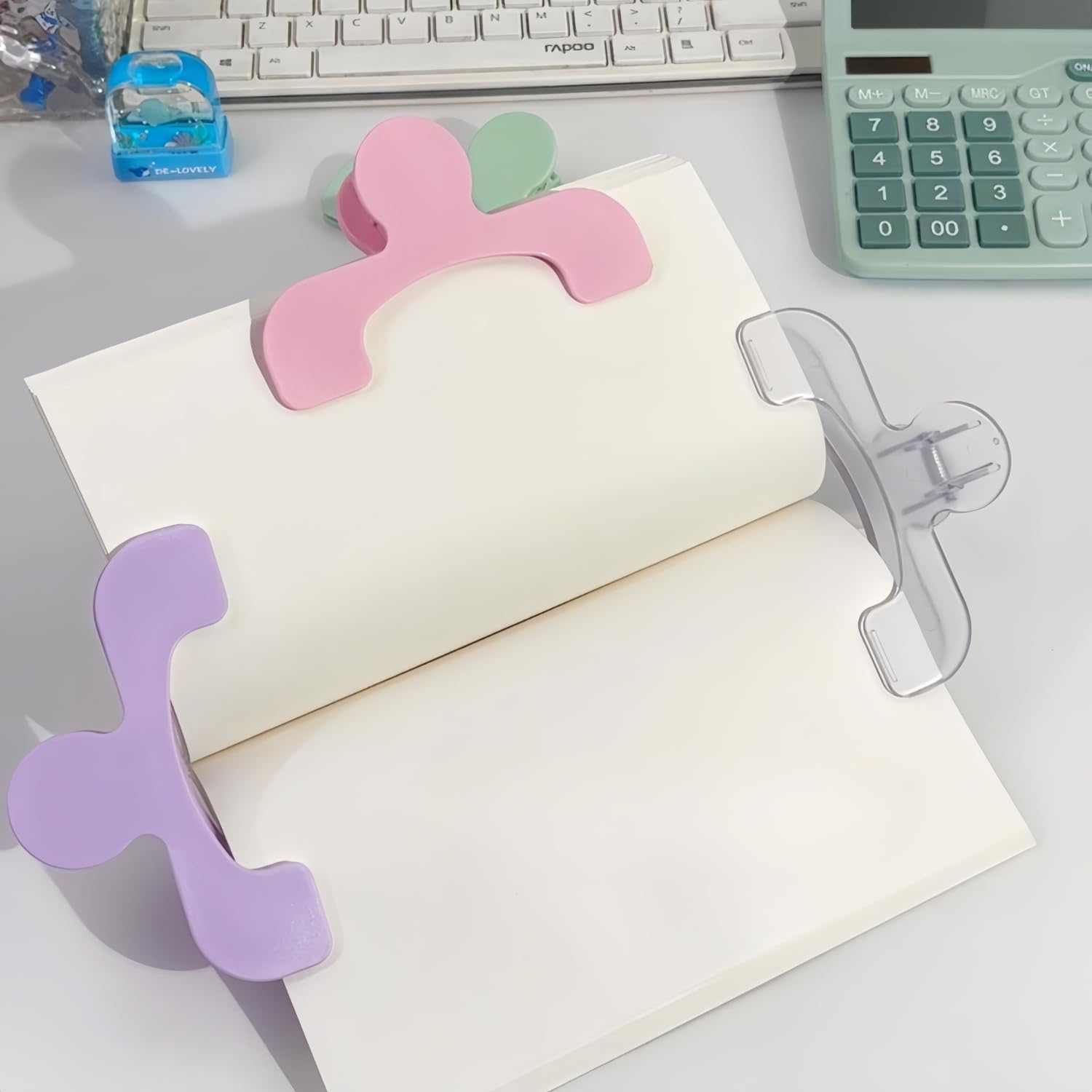 5 Pcs Book Clip for Reading Portable Book Page Holder for Hands Free Reading, Book Reading Accessories, Works on Hardcovers, Paperbacks, Magazines, and Comic, Art, Piano and Recipe Books (Green) image number 4