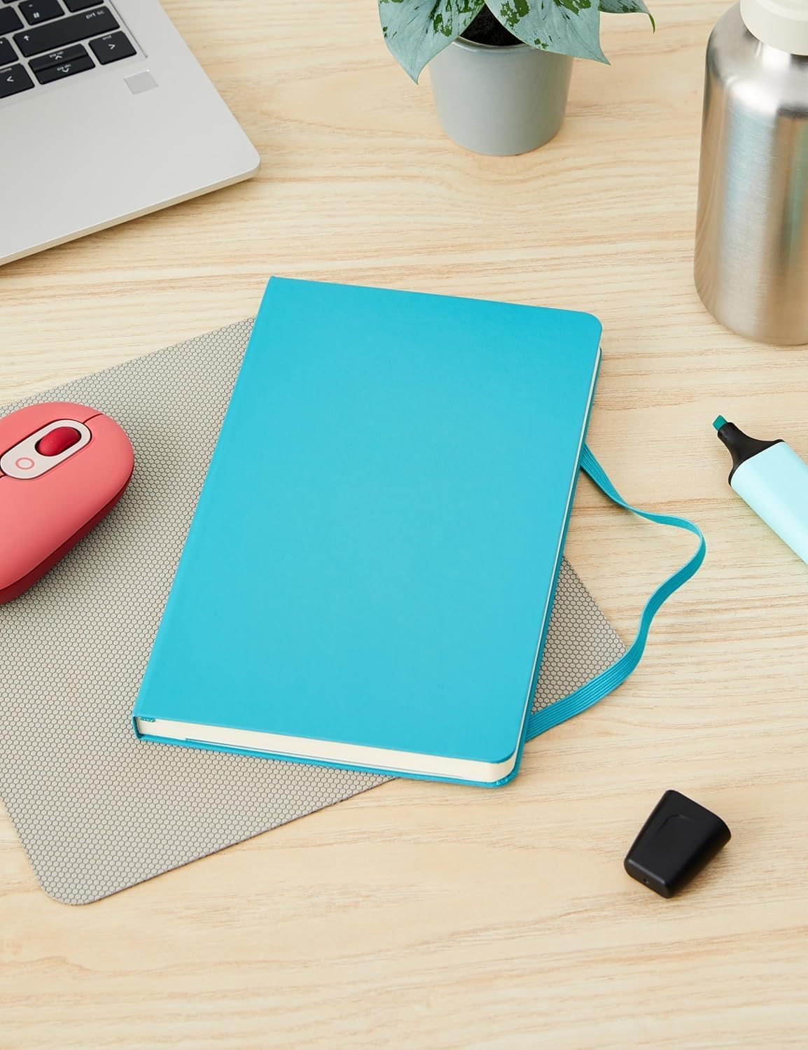 Moleskine Classic Hard Cover Plain Notebook, Reef Blue, Large image number 2