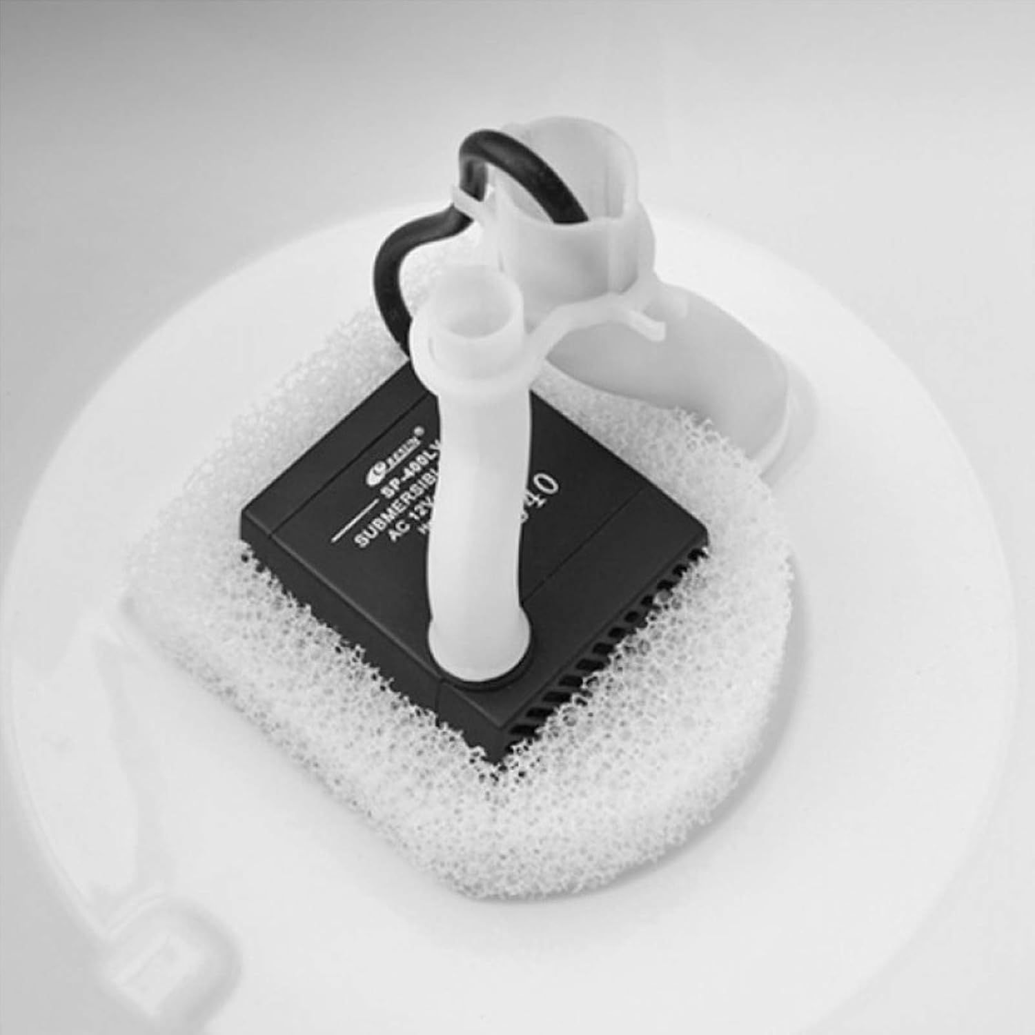 Petsafe Drinkwell Replacement Foam Filter for Ceramic and 360 Stainless Steel Pet Fountains, Pack of 2, for Cats and Dogs image number 2