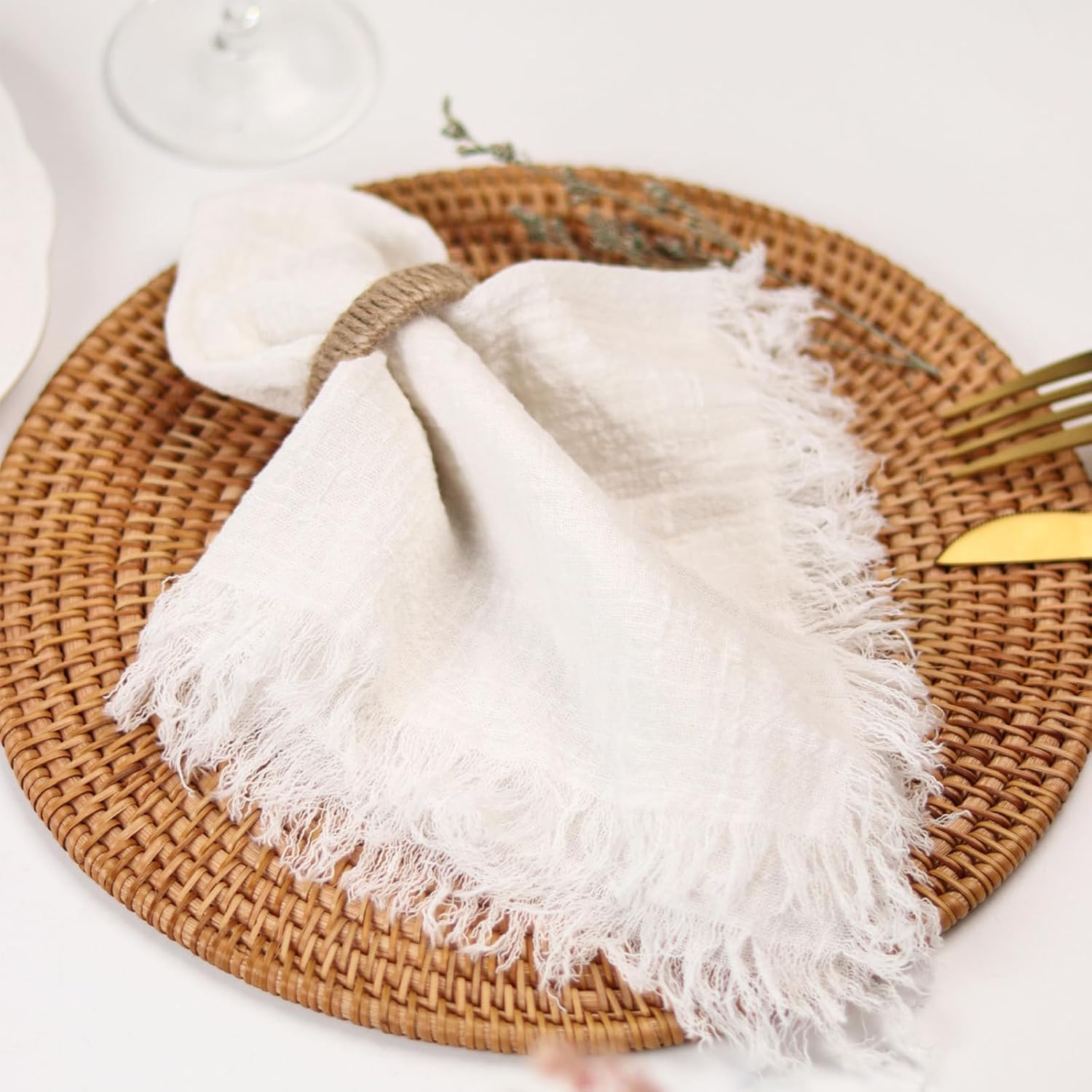 CENZICOM Cotton Linen Dinner Napkins with Fringe, 42 X 42 Cm, Set of 4 (Beige)