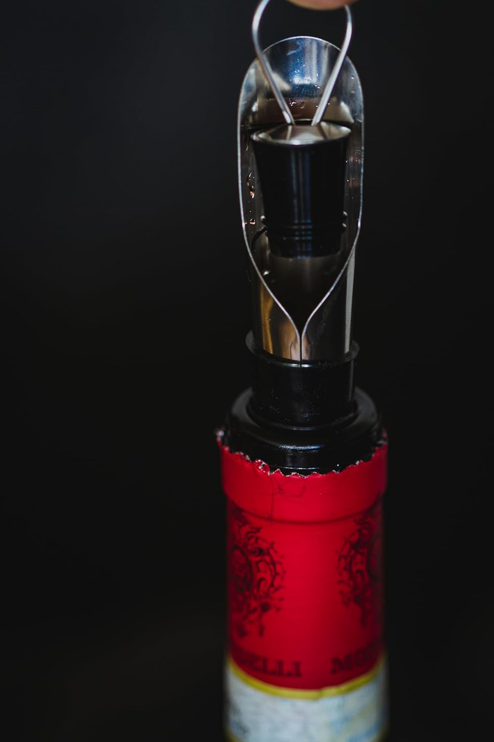 Barcraft Wine Pourer and Stopper image number 3