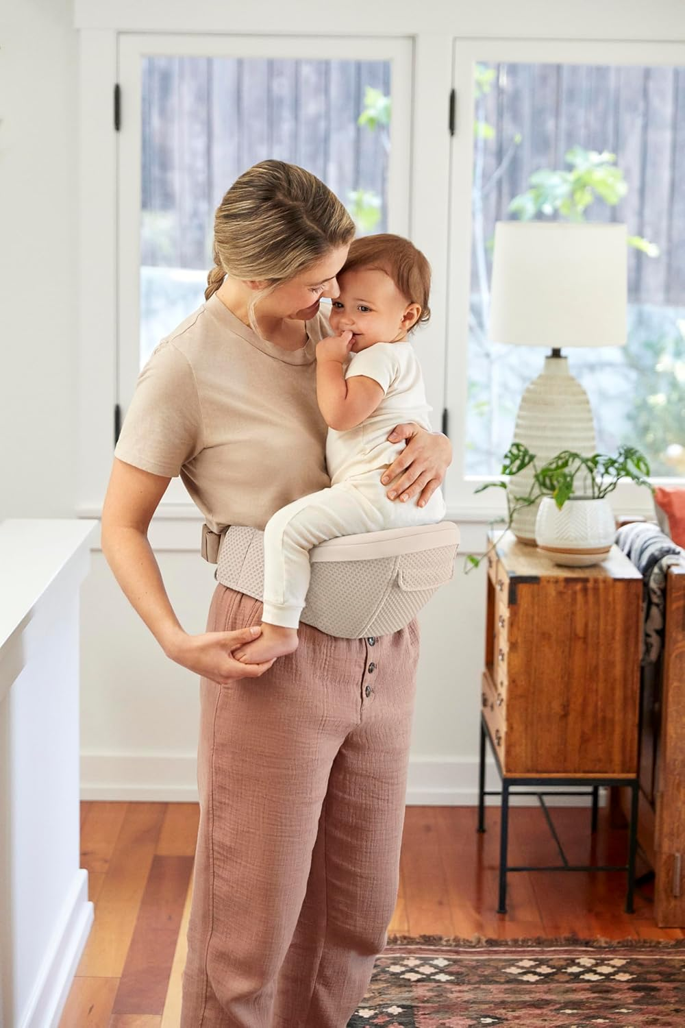Ergobaby Alta Hip Seat Baby Carrier, Natural Beige image number 3