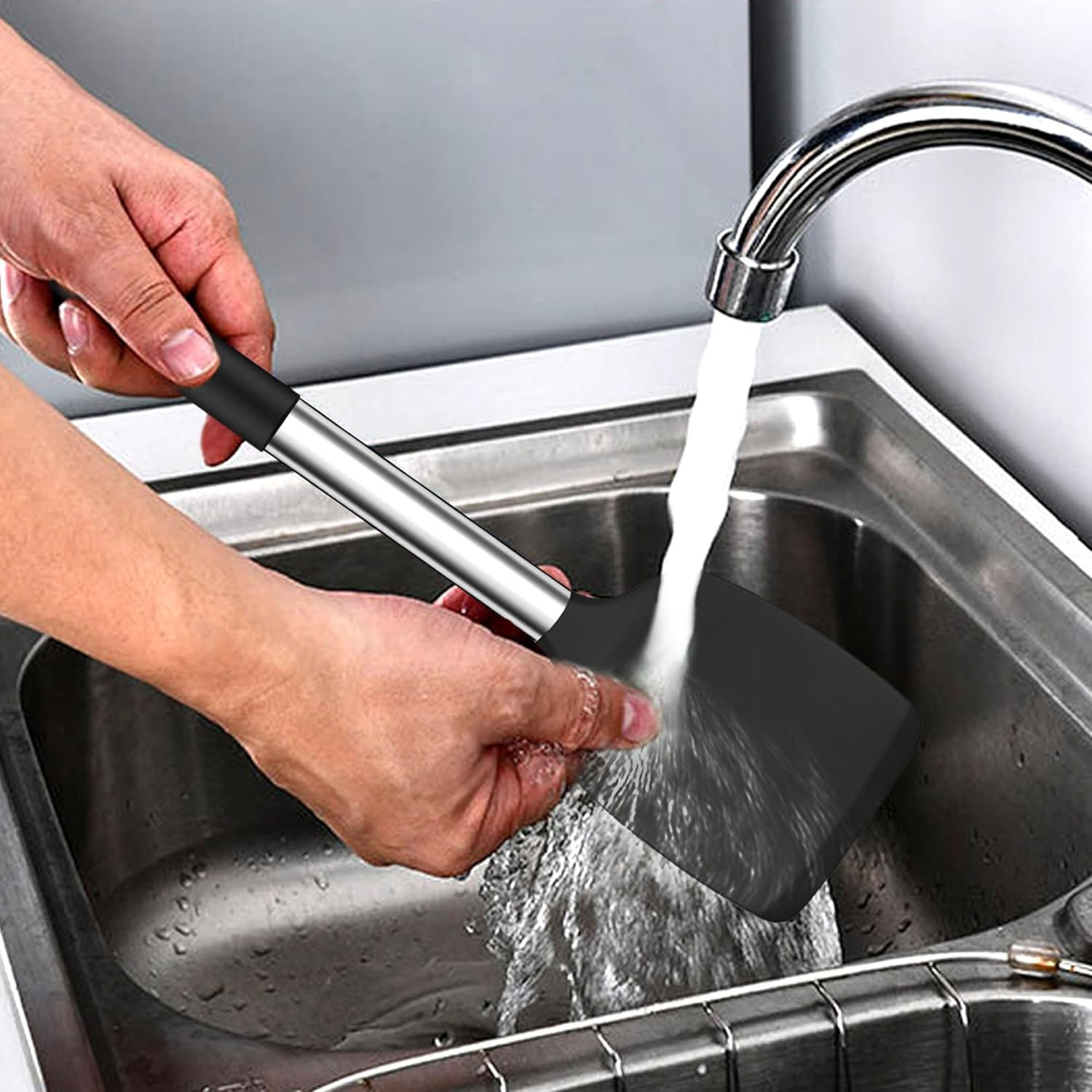 LIANYU Kitchen Cooking Utensils Set of 4, Silicone Spatula Cooking Spoon Set for Nonstick Cookware, Heat Resistant Kitchen Gadget Tools with Stainless Steel Handle, Heat Resistant Utensils, Black