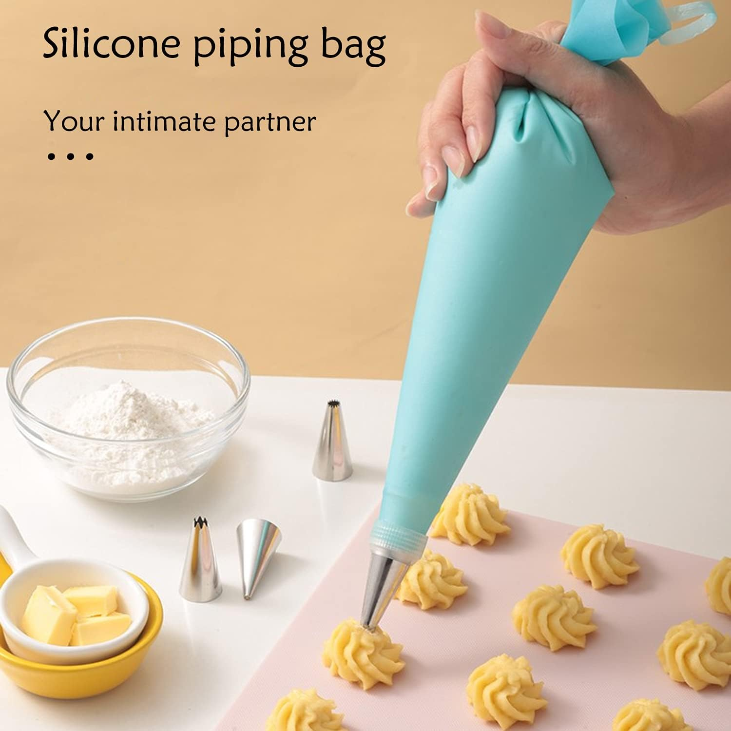 EKIND 3-Piece Reusable Silicon Cake Pastry Bag Cream Icing Piping Bag Cake Decorating Bags Tools Set (3 in 1 S/M/L) image number 5