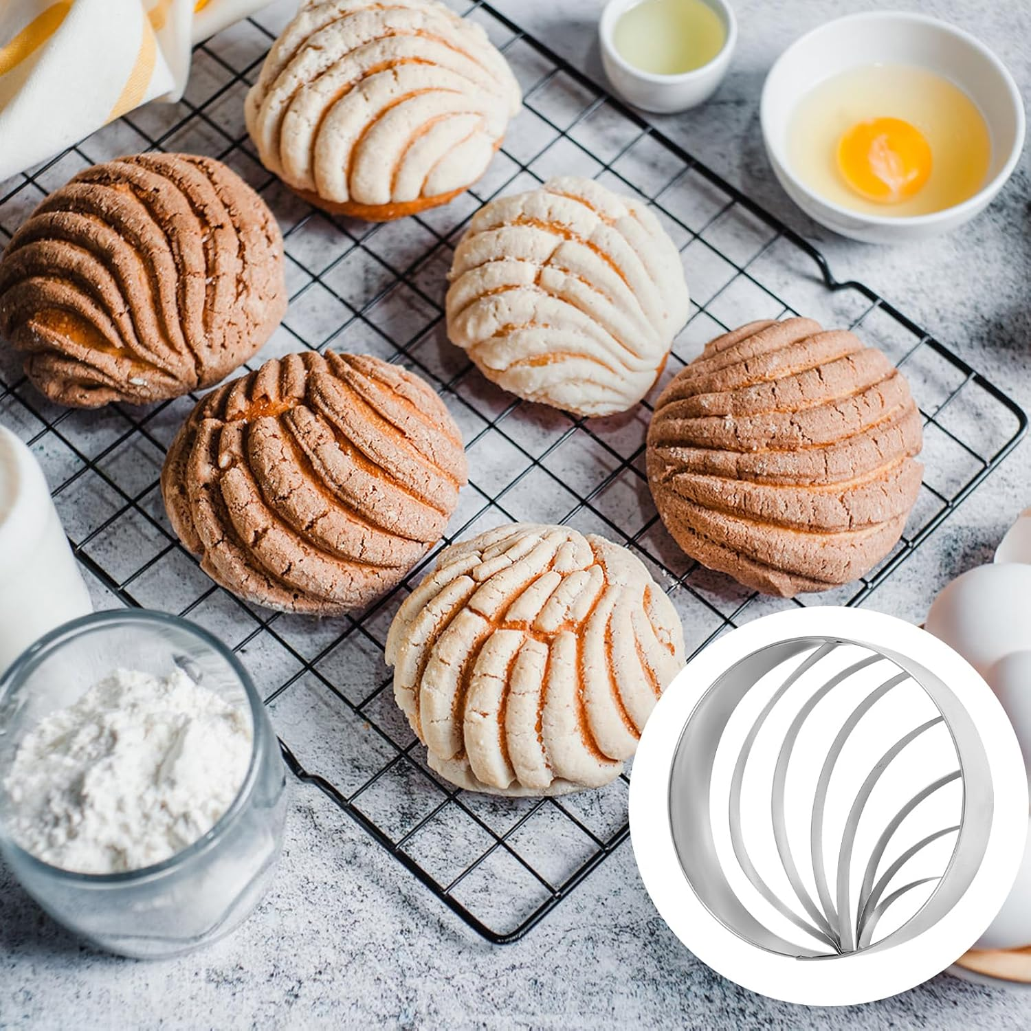 Tinoaly Concha Cutter, Mexican Bread Mold Stamp, 4In/10.2Cm Diameter, Stainless Steel, 1 Piece image number 3