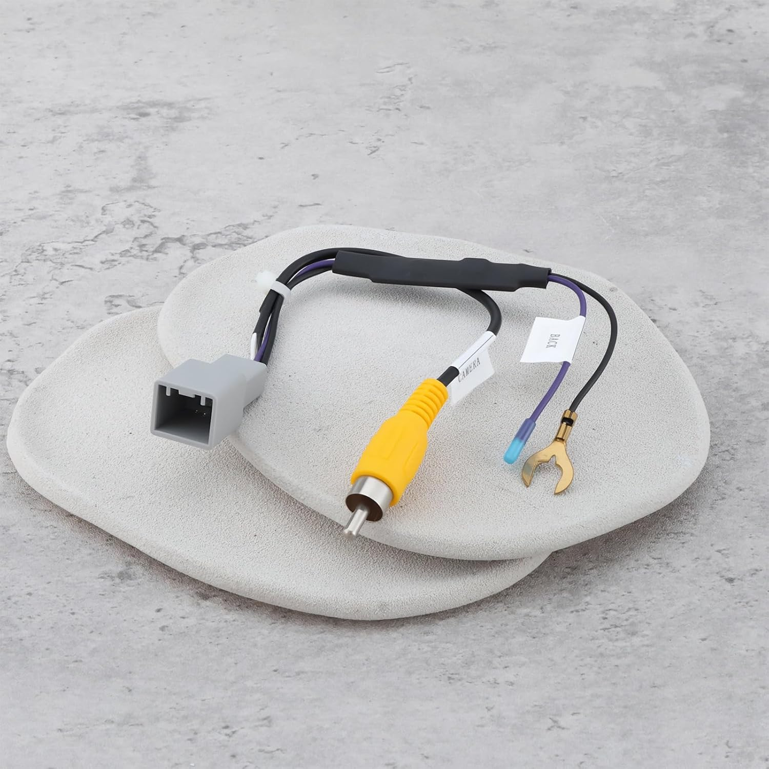 Ecsing 8-Pin Reverse Camera Video Output Adapter Cable Compatible with Honda BRV 2014&ndash;2018 image number 3