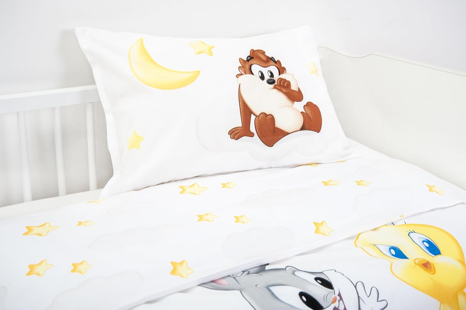 Herding Looney Tunes Bed Linen Set Made in Green, Pillowcase 40 X 60 Cm, Duvet Cover 100 X 135 Cm, Zip Closure, 100% Cotton/Renforc&eacute; image number 2