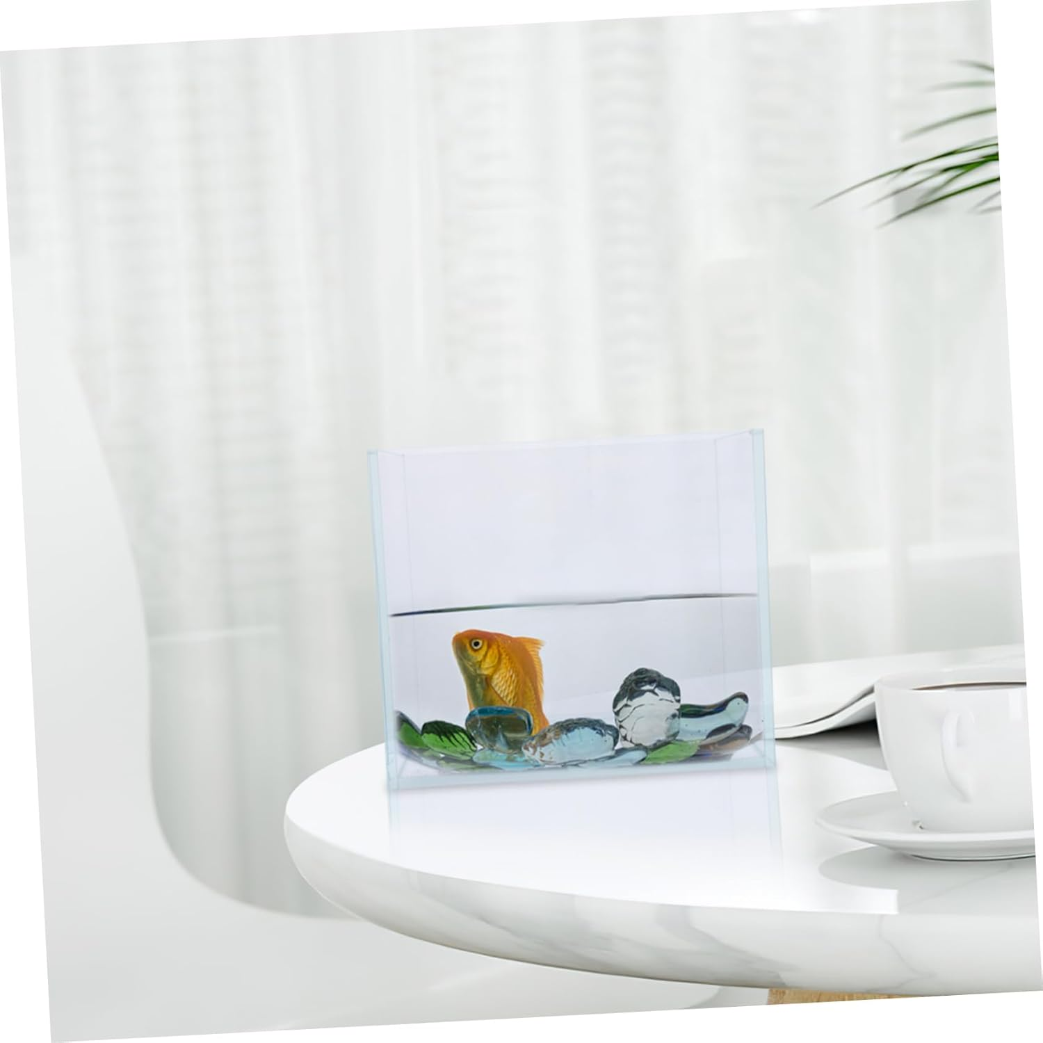 Yardwe Mini Glass Fish Tank for Betta Fish with Clear View Compact Desktop Aquarium for Low Maintenance for Office Home Aquatic Plants and Pets image number 5