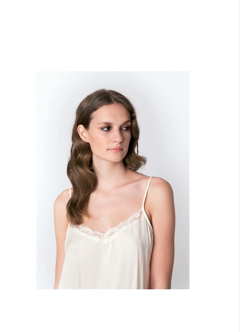 The Curated Closet: Discover Your Personal Style and Build Your Dream Wardrobe image number 6