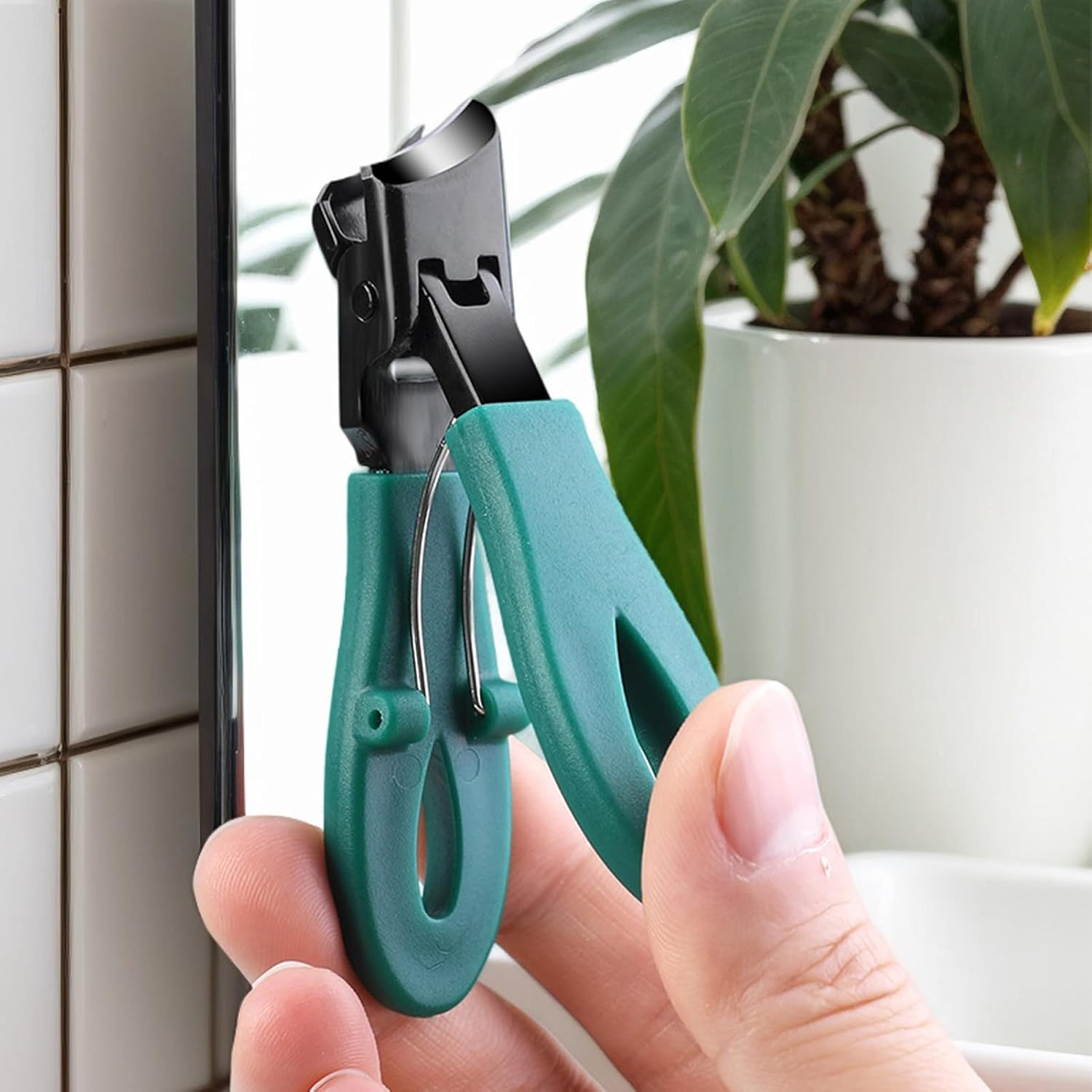 Ingrown Nail Clippers, Anti-Splash Large Opening Toe Nail Clippers, Heavy Duty Fingernail Trimmer Toenail Cutter Hand Care for Salon Household Travel Elderly Women Men Adults Kids image number 1