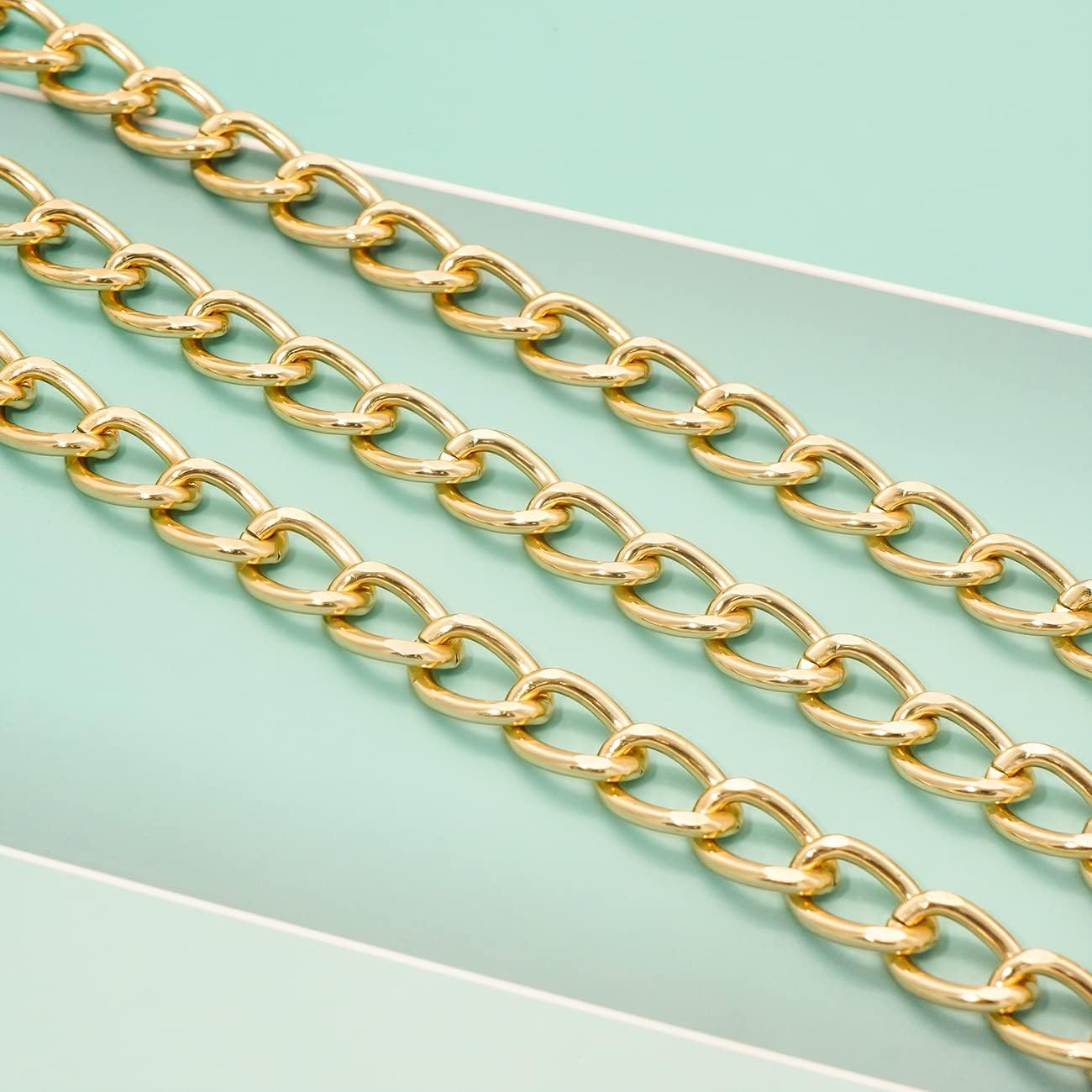 Chain Belt for Women Alloy Chunky Wasit Chain Adjustable Punk Link Belly Body Chain for Jeans Dresses image number 6