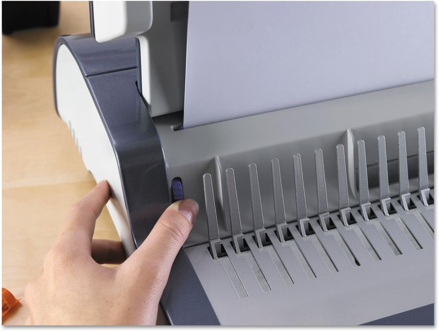 Fellowes Binding Machine Quasar+ Comb Binding (5227201), 5.1" X 18.1" X 15.4" image number 2