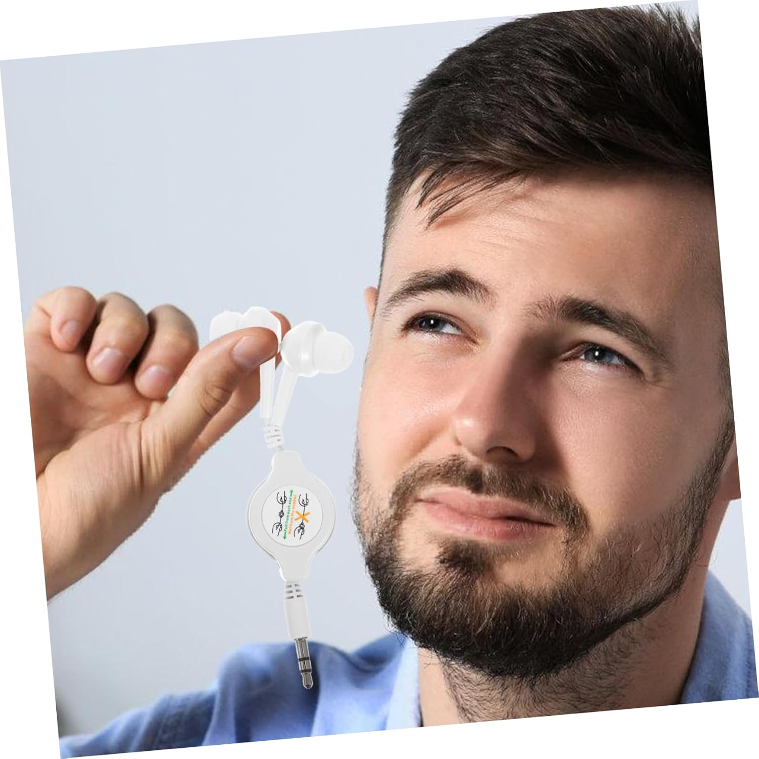 Wired Retractable Earphones In-Ear Headphones with Noise Cancellation for Music Listening on Mp3 Players and Computers