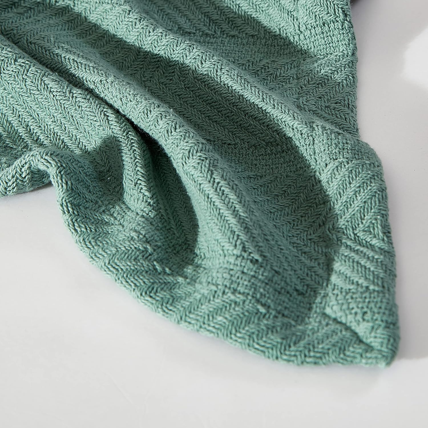 Eddie Bauer - Twin Blanket, Lightweight Cotton Bedding, Home Decor for All Seasons (Herringbone Green, Twin) image number 4