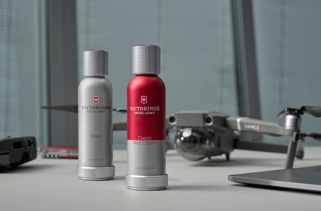 Swiss Army Classic Red by Swiss Army for Men - 3.4 Oz EDT Spray image number 2