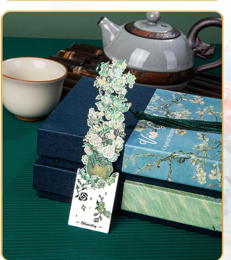 4 PCS Metal Bookmarks with Tassel for Reading Women, 4 Pretty and Beautiful Retro Floral Flower Oil Painting Design Book Page Markers for Reading