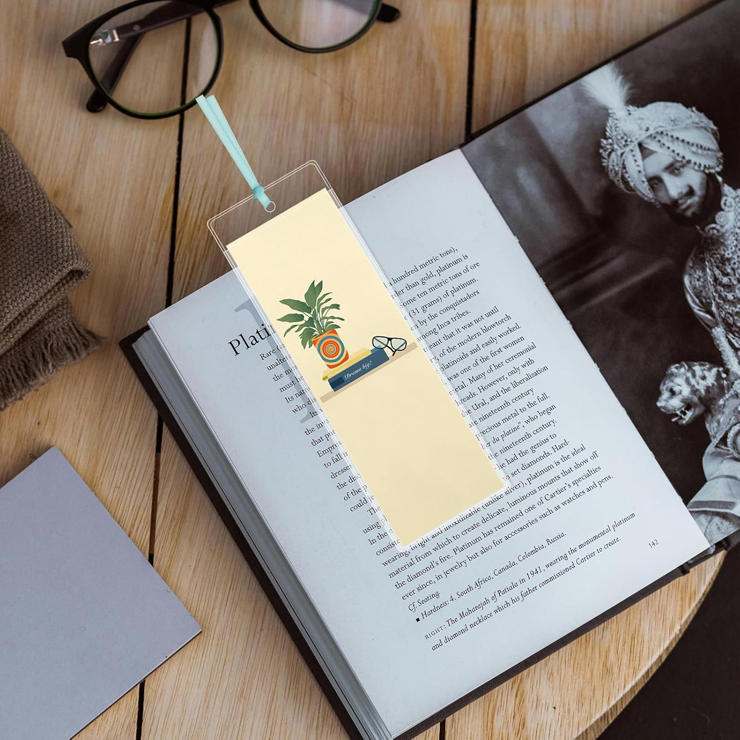 DSYIL Clear Bookmark Sleeves, 200 Pcs Plastic Bookmark Holder, DIY Bookmarks & Photo Strips, 2.37 X 6.3 Inches image number 3