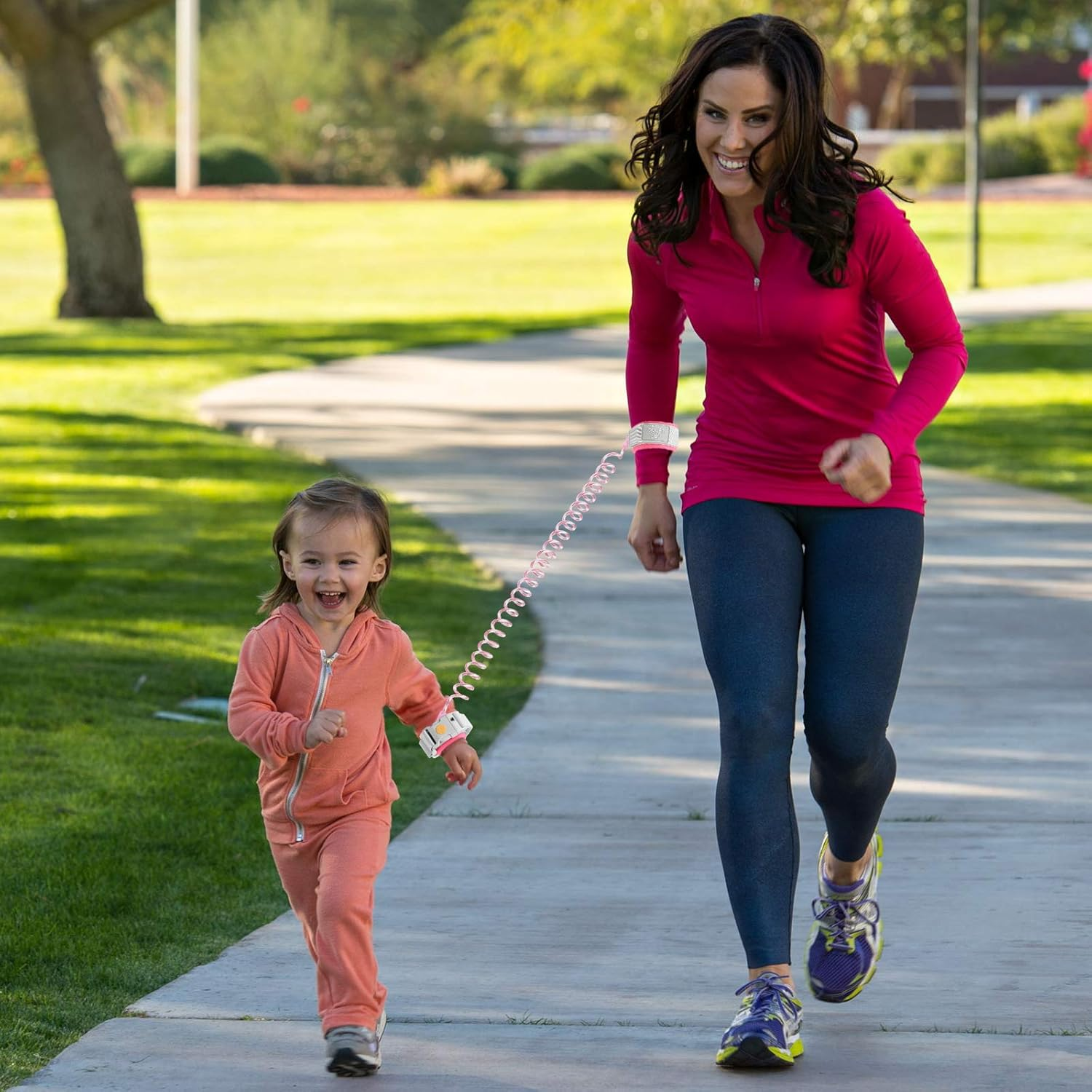 Lehoo Castle anti Lost Wrist Link Safety Harness, 1.5M Toddler Harness Leash for Kids, Adjustable Walking Strap, 360&deg; Rotation Baby Safety Harness with Induction Lock (Pink) image number 3