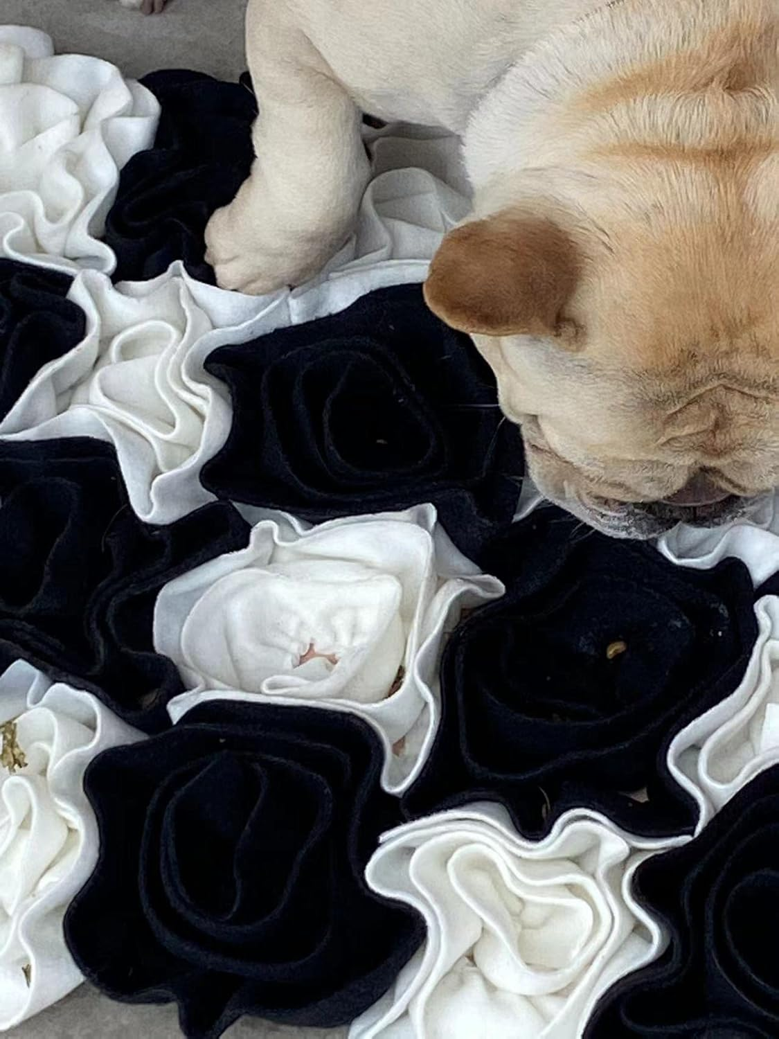Black and White Chequered Rose Design,Washable anti Slip,Big Tough for Large Dog Feeding Mat, Food Puzzles, Sniffing and Snuffle Mat image number 1