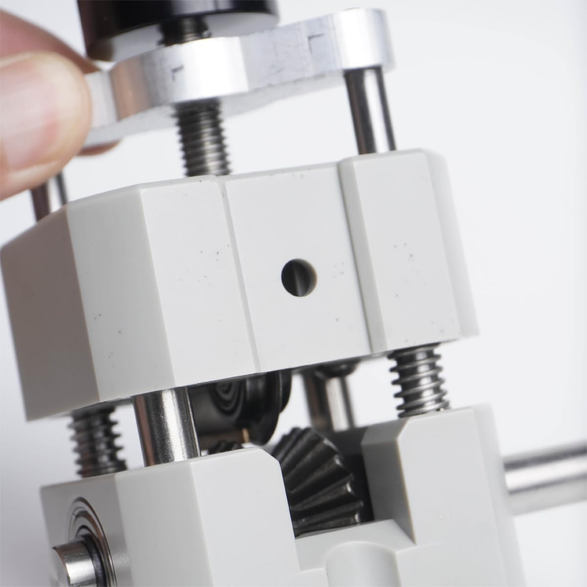 Hoite Cable Peeler with Hand Crank, Manual Cable Stripping Machine,Wire Stripping Diameter 2X25 Mm for Scrap for Wire Recycling image number 3