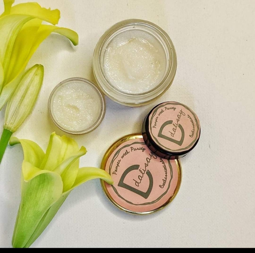 Dalisay Lip Scrub L Vanilla Scented L 25 Gm