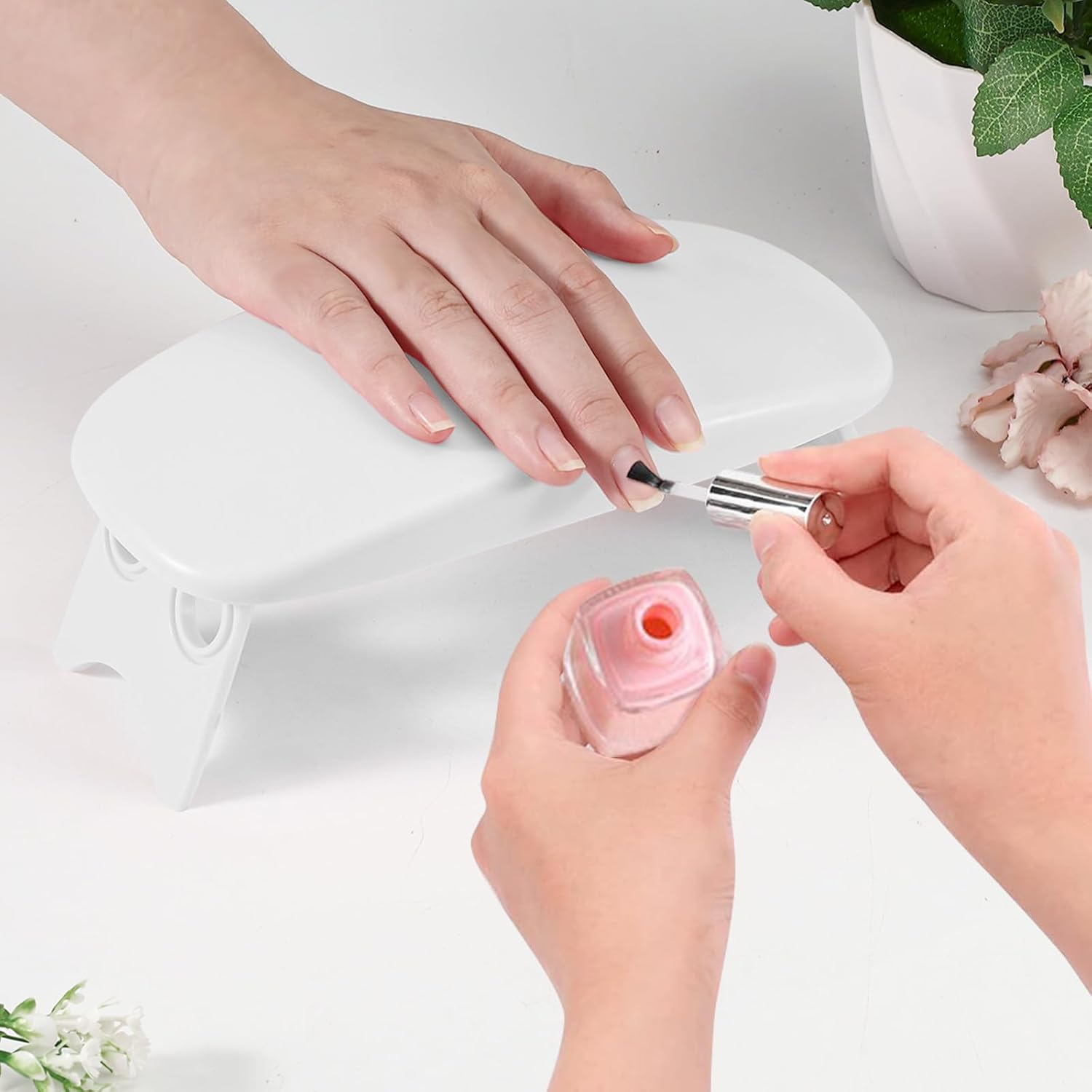 Huakaile Plastic Arm Rest for Nails Tech White, Foldable Manicure Hand Rest Stand Holder, Professional Nail Art Hand Pillow for Clients Table Desk Station Salon Supplies Accessories image number 1