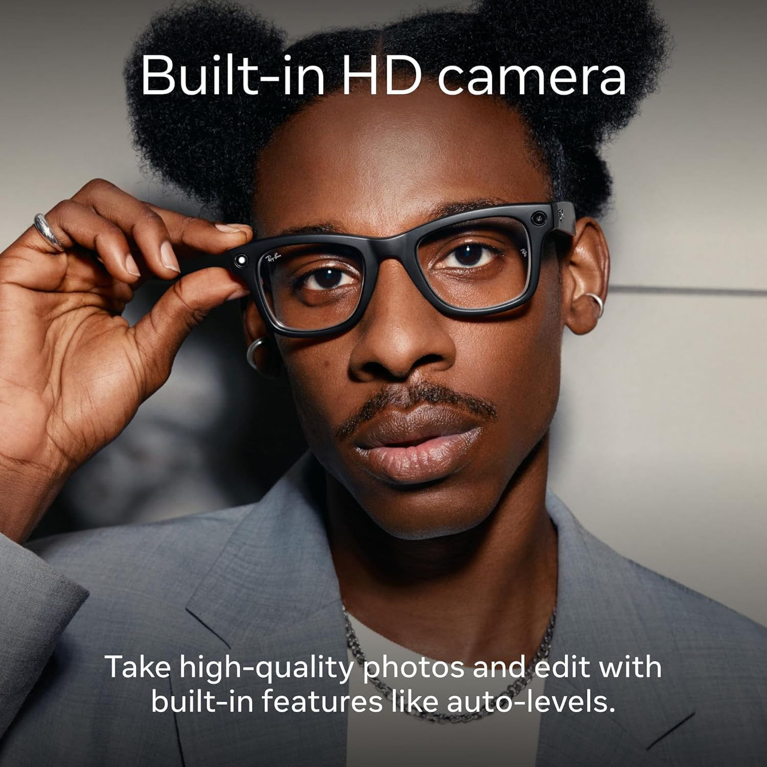 Ray-Ban Meta Wayfarer Glasses with Meta AI - Black/Transitions image number 2