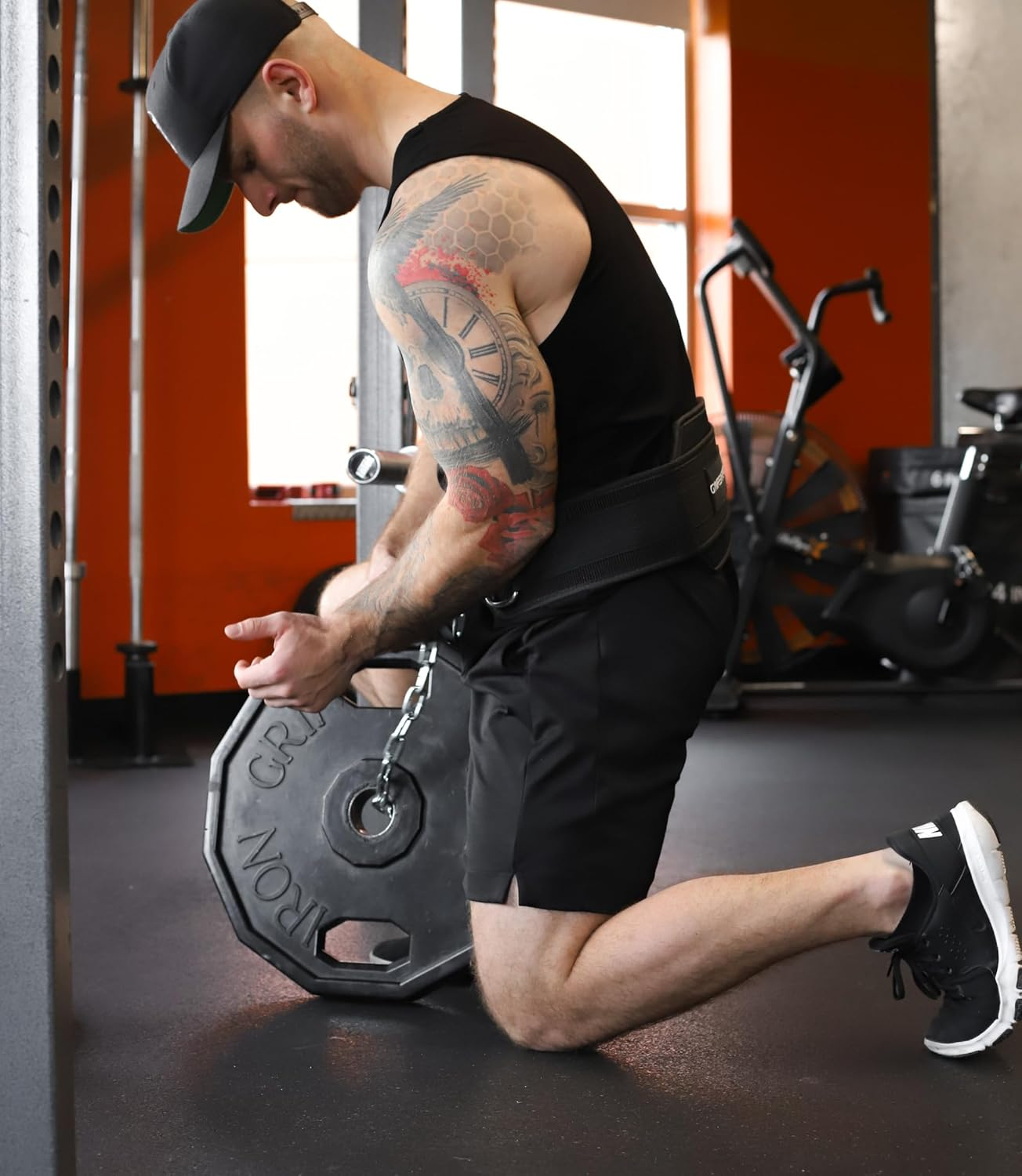 Gymreapers Dip Belt with Chain for Weightlifting, Pull Ups, Dips - Heavy Duty Steel Chain for Added Weight Training image number 3