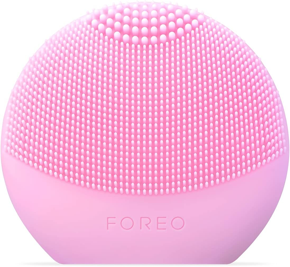 FOREO LUNA Play Smart 2 Mint for You, Skin Analysis & Facial Cleansing Device for All Skin Types, Ultra-Hygienic Silicone, T-Sonic Massage, App-Connected, Replacable AAA Batteries