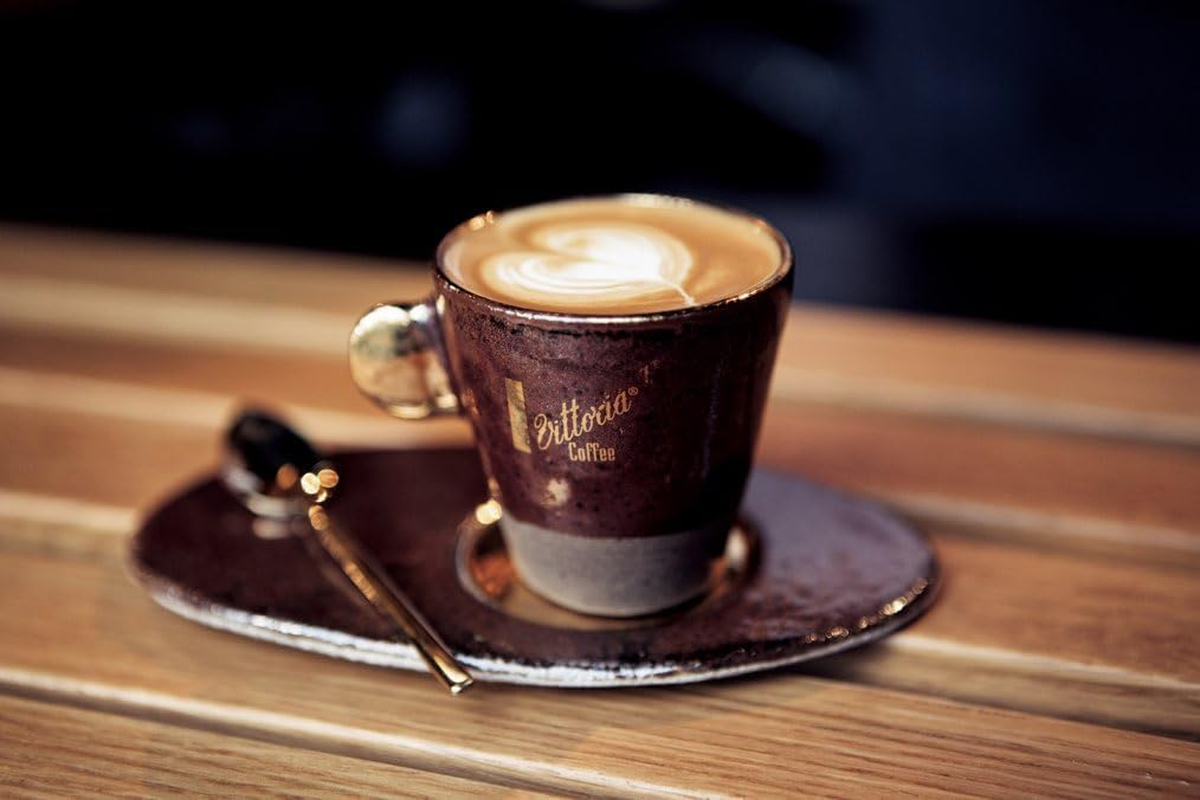 Vittoria Coffee Espresso 100% Arabica Deluxe Specialty Coffee Beans. Light Roast with Flavours of Blackcurrant and Dark Chocolate - 500G image number 3