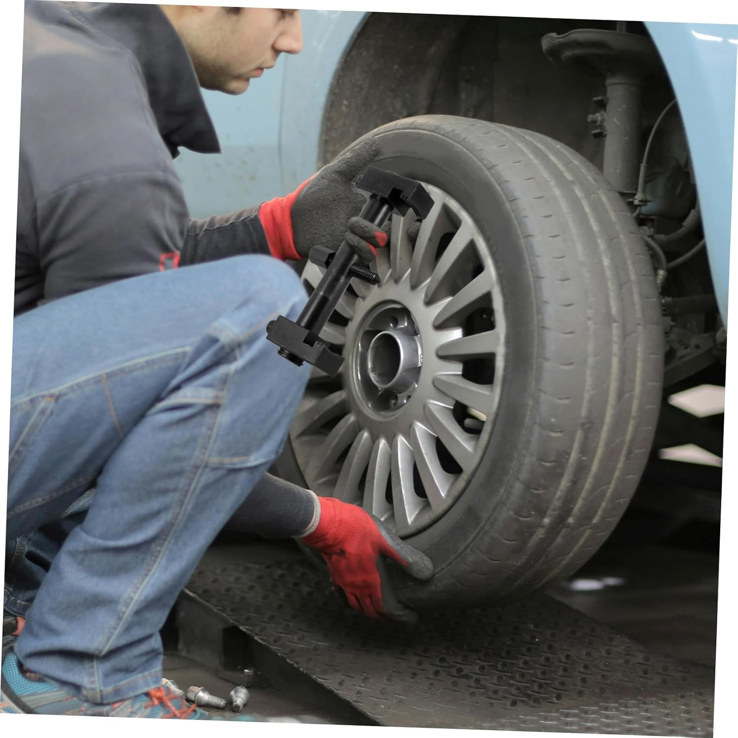 LALADEFIEE Crankshaft Pulley Puller Tool and Timing Belt Pulley Removal Kit for Automotive Engine Repair with Multi-Functional Wheel Bearing Tool for Vehicle Maintenance image number 4