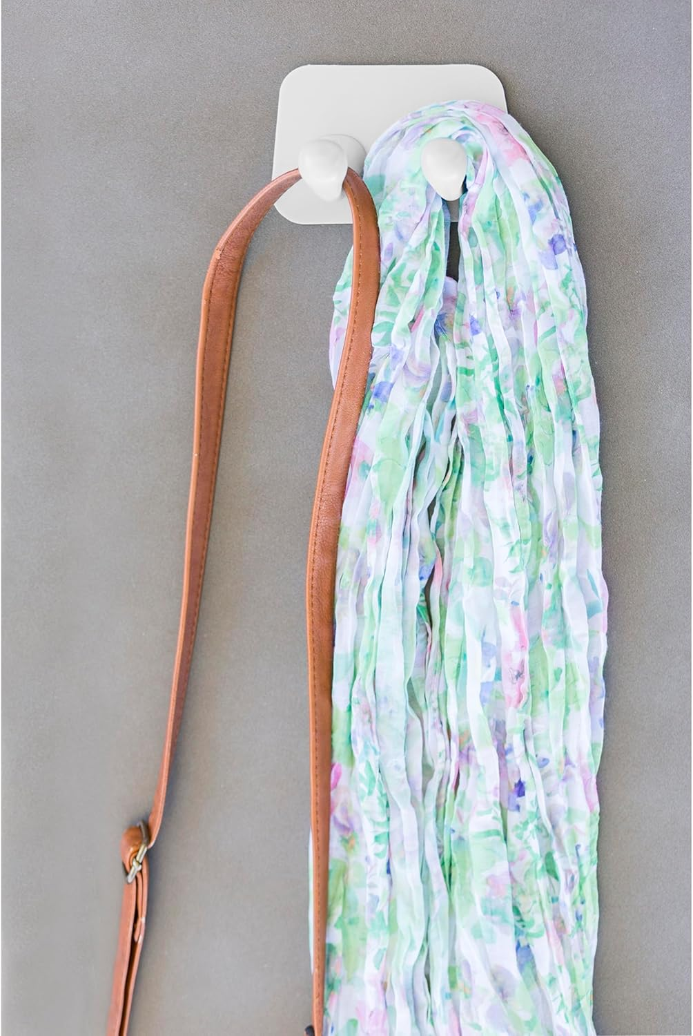 VIGAR Multi-Purpose Double Hook Compact Light Grey, 11.6 X 7.5 X 7.5 Cm