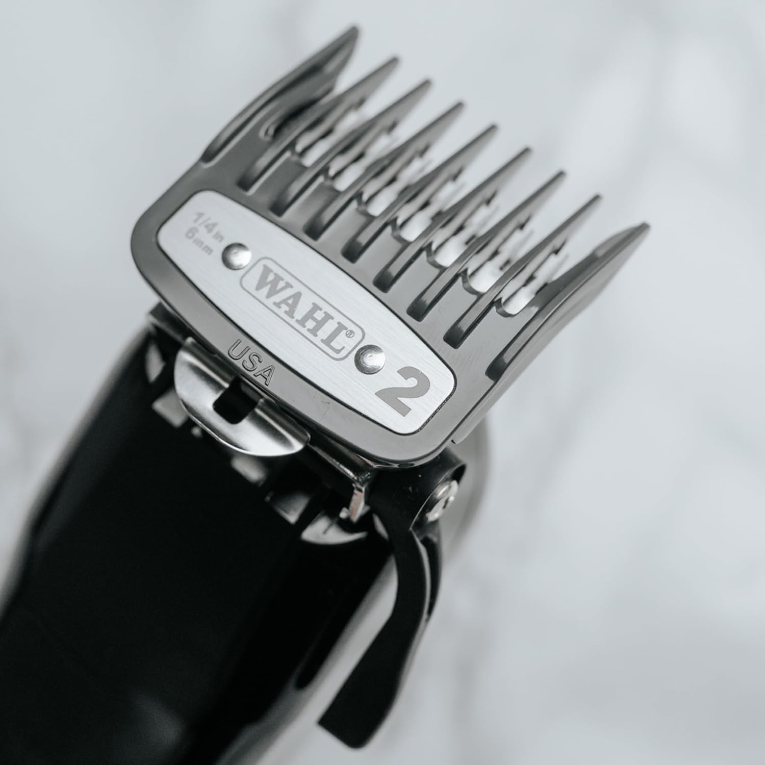 Wahl Elite Pro Hair Cordless Clipper, Cordless Hair Trimmer for Men, Hair Trimmer for Men, DIY Haircuts, Hair Cutting at Home, Razor for Men, Black image number 4