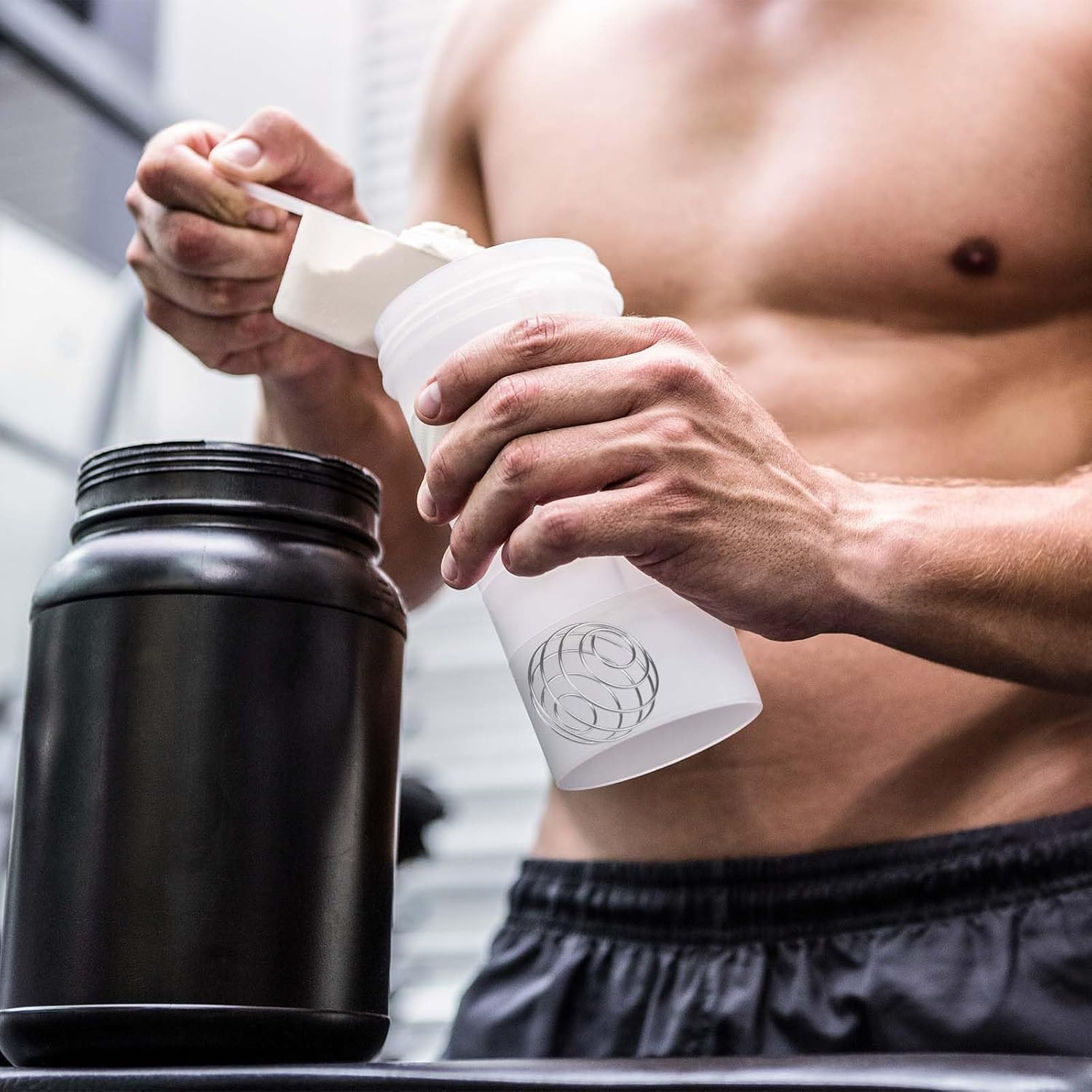 2 Pcs Supplements Shaker Ball Whisk Ball Shaker Cup Bottle Mixer Protein Mixing Ball (Diameter 3 Cm) image number 1