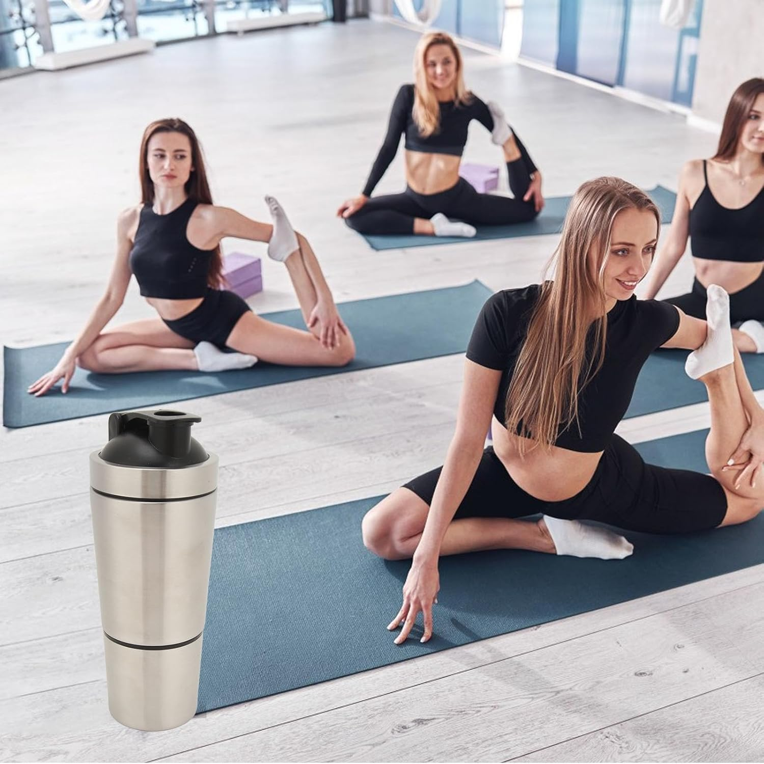 Protein Shaker, Stainless Steel Easy Clean 2 Pieces Easy Shaker Bottle Portable with Wire Whisk for Fitness (600Ml) image number 6