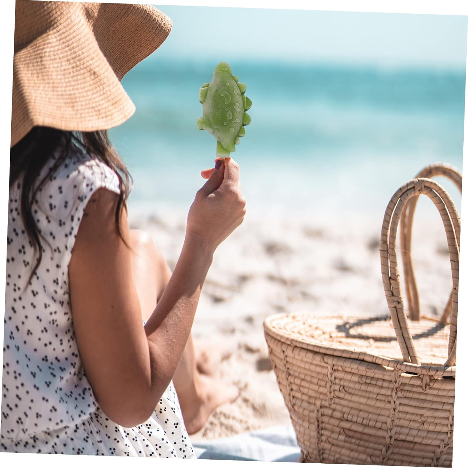 LABRIMP Reusable Moulds for Homemade Ice Cream Ice Lollies Practical Silicone Ice Maker with Easy Release Design for Kids Family Treats image number 2