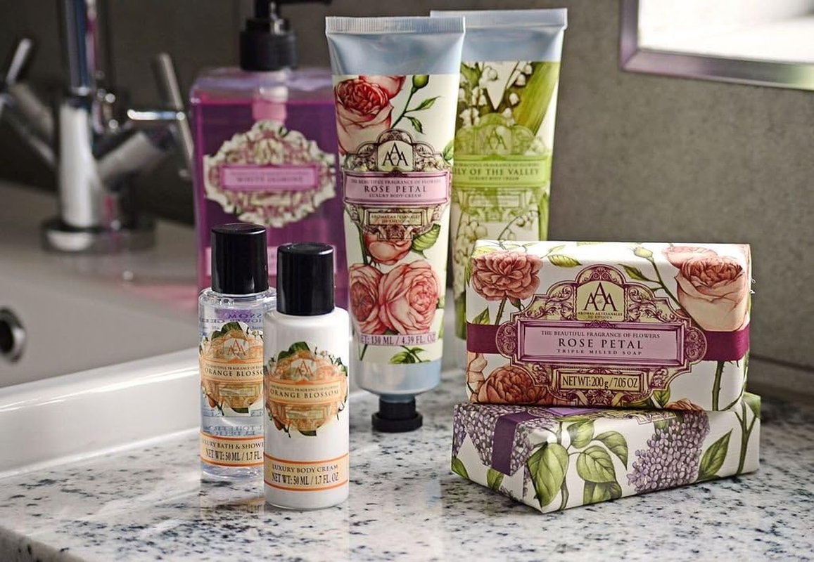 AAA Rose Petal Luxury Body Cream, 130 Milliliter