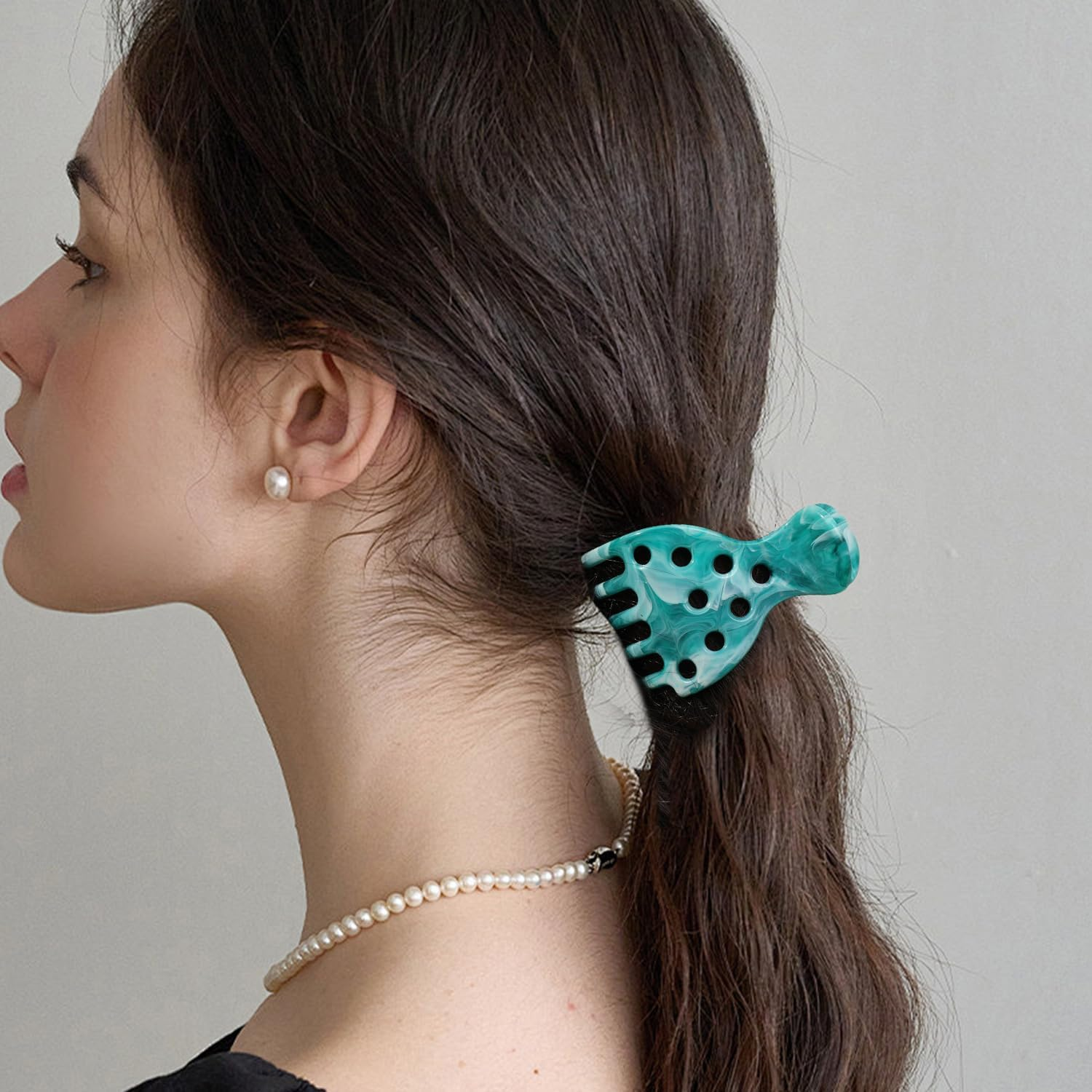 Gaodercha Pack of 4 Hair Volume Clips, 4 Colours, Plastic Hairline Lifting Clips, Lightweight Non-Slip Hair Clips, ABS Hair Clips for Women, S Volume and Updo image number 4