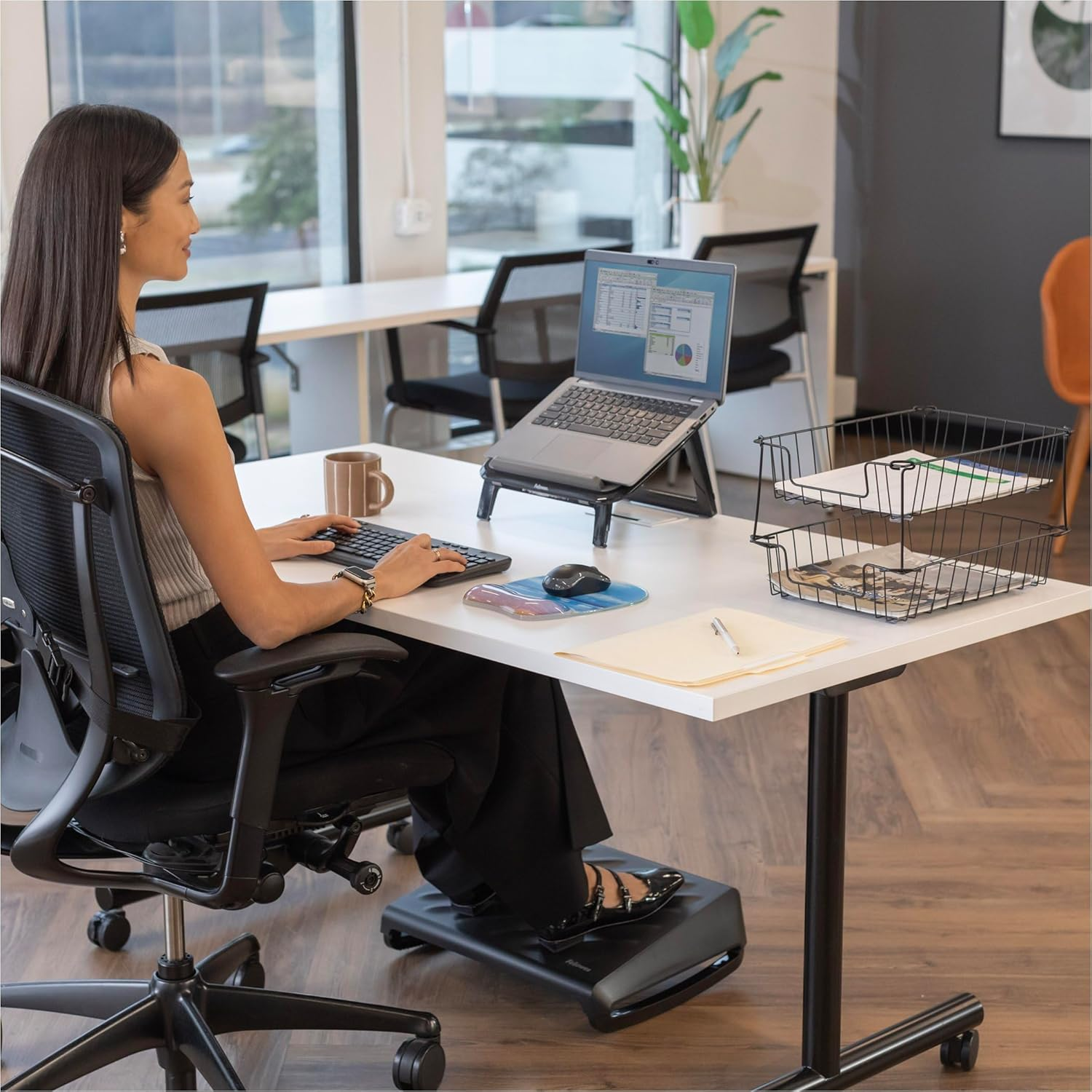 Fellowes Photo Gel Mouse Pad and Wrist Rest with Microban Protection, Sandy Beach (9179301), Blue, 9.25" X 7.88" image number 5