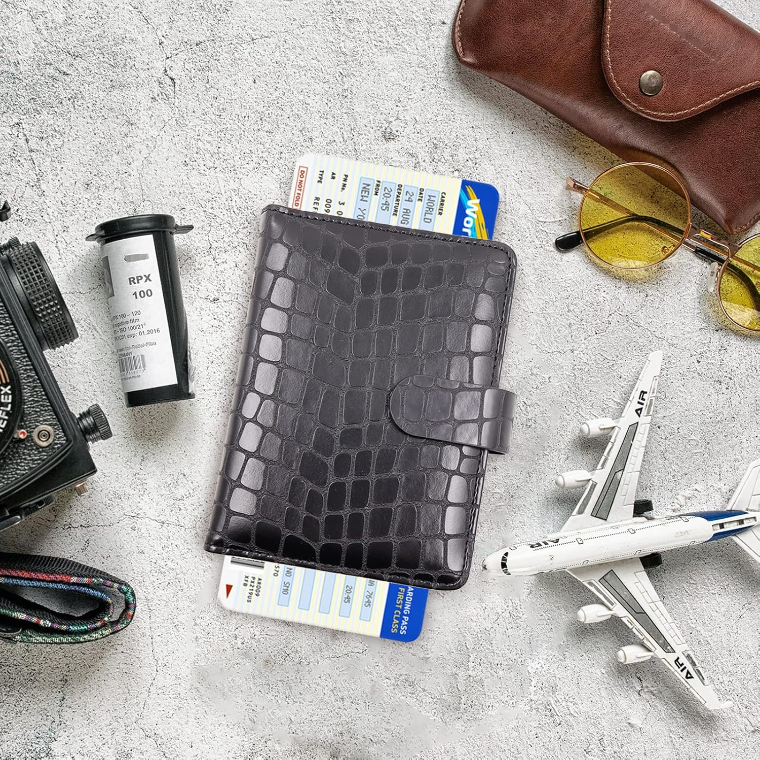 Melsbrinna Premium Leather Passport Holder Covers Case, Waterproof RFID Blocking Travel Wallet Passport Holder with Pen Holder, Cute Passport Book for Women/Men image number 2