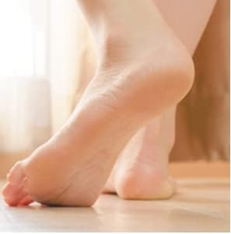 Ever Ready Corn & Callus Trimmer Refills X 4 - - Instant Relief from Corns | Removes Dry, Hard & Cracked Skin | Home Pedicure Treatment for Footcare image number 3