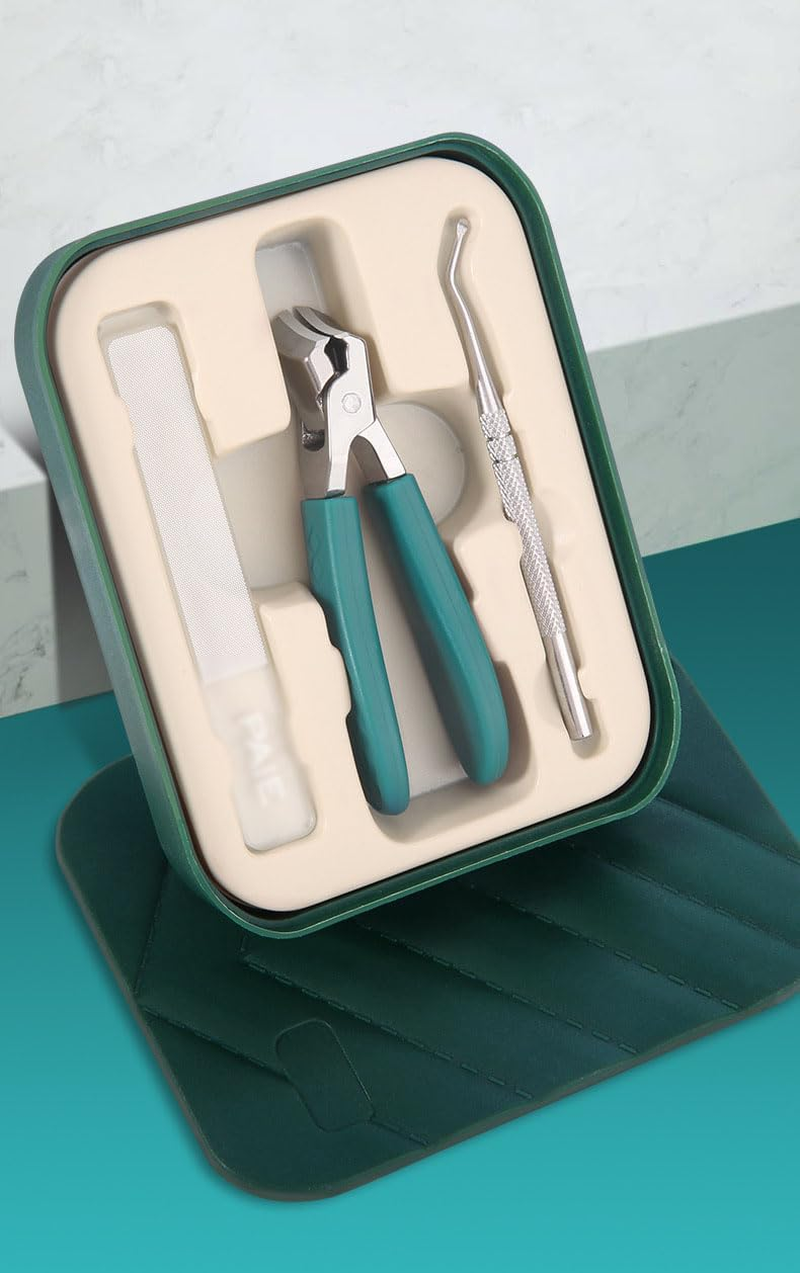 Eagle Beak Angled Nail Clippers 3-Piece Set, Wide Jaw Opening Anti-Splash Slanted Nail Clipper, Long Handle Anti-Splash Design, Nail Clippers for Ingrown Toenail and Thick Nails (1 PCS-B)