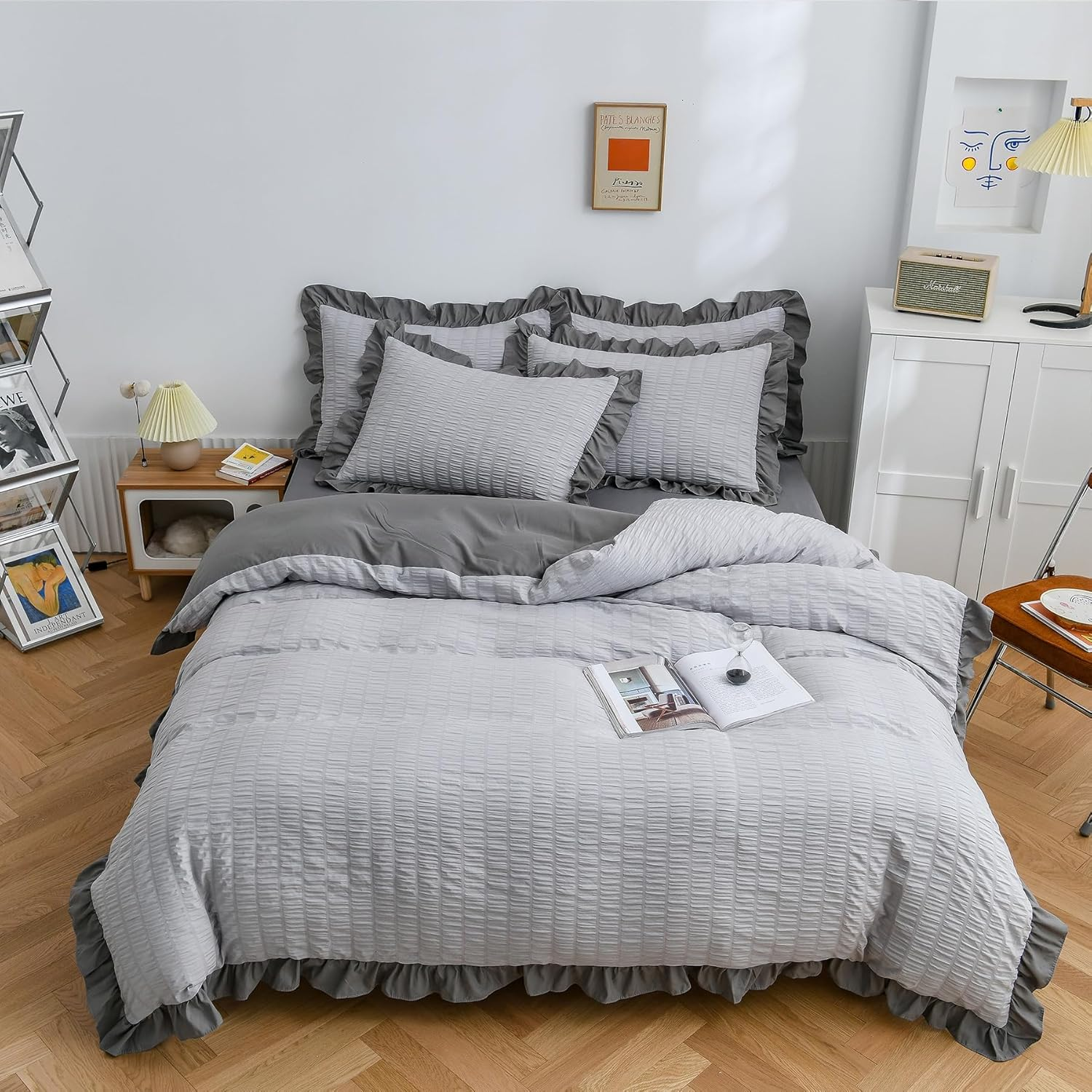 AYO Duvet Cover, Double, 4-Piece Set, Seersucker Fabric, Ruffle Included, Duvet Cover, Bed Cover, Pillowcases, Fitted Sheet, Bedding Cover Set, Peach Skin Treatment, Western Style, Washable, Quick Dry image number 4