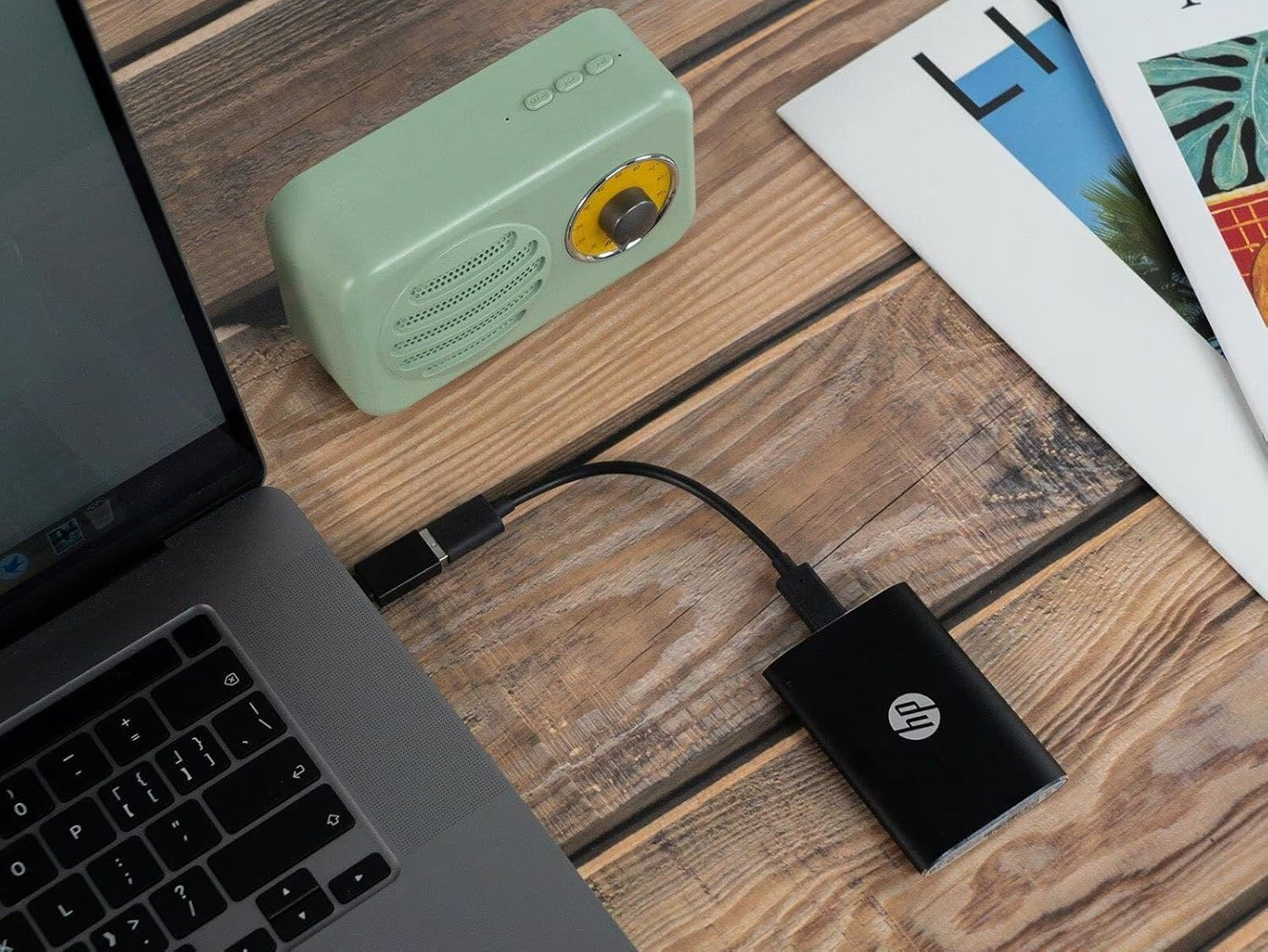 HP P900 1TB 2000MB/S-2000MB/S Type-C 3.2 Ps4-Ps5-Pc-Phone-Tablet-Camera Compatible External Portable SSD Black - 7M693AA image number 1