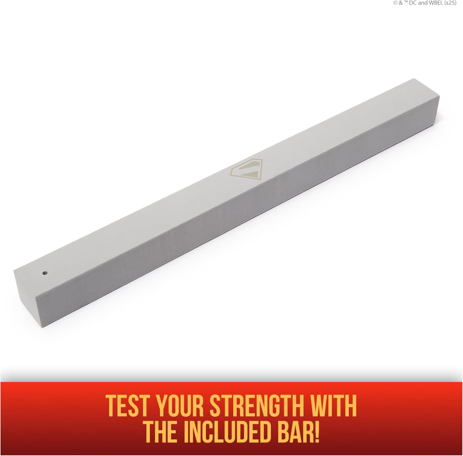 DC Comics, Superman Power Cape Set, Super Heroes Special Occasion Costume for Kids with Iconic Chest Plate, Dress-Up and Roleplay for Ages 4 and Up image number 3