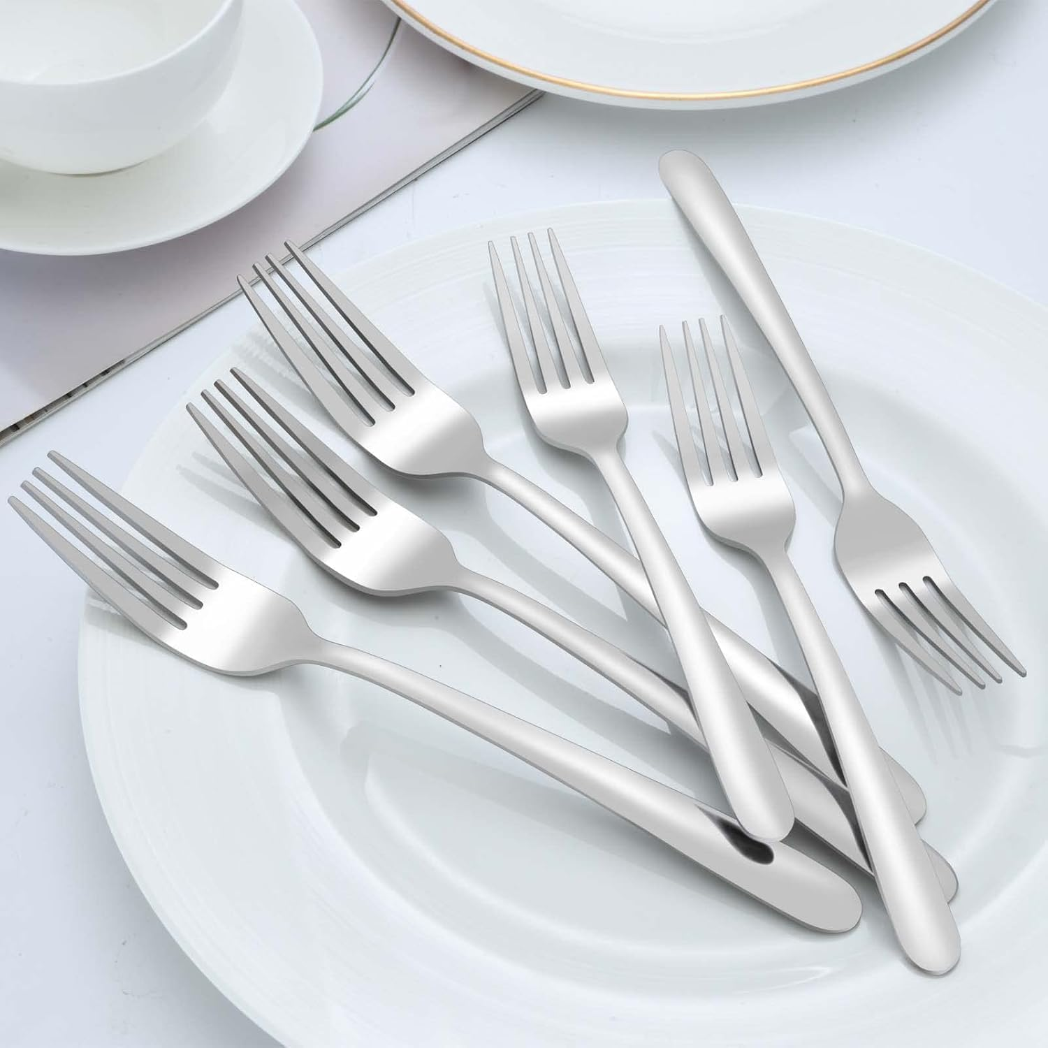 BEWOS 24-Piece Stainless Steel Fork Set - 8.1 Inch (20.7Cm) Mirror Polished Forks, Sturdy & Long-Lasting, Dishwasher-Safe, a Comfortable-Grip Fork Set Is Ideal for Homes, Restaurants or Canteens image number 3