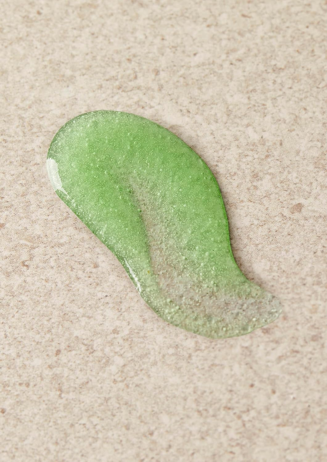 The Body Shop Tea Tree Skin Clearing Daily Face Scrub - Exfoliating and Purifying for Blemished Skin - Vegan - 4.2 Fl Oz image number 4