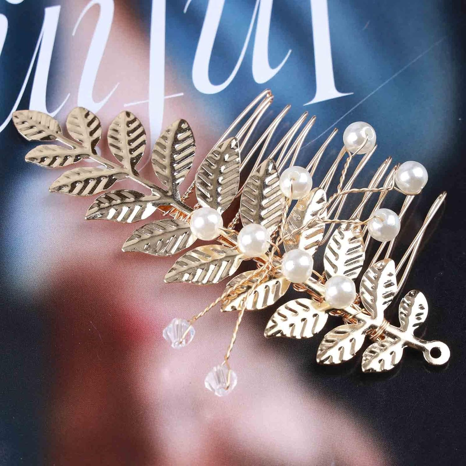 Yheakne Crystal Wedding Hair Comb Gold Pearl Hair Comb Barrette Bridal Hair Comb Headpieces Decorative Head Comb Headpiece Rhinestone Hairpiece Side Comb Hair Accessories for Women and Girls (Gold)