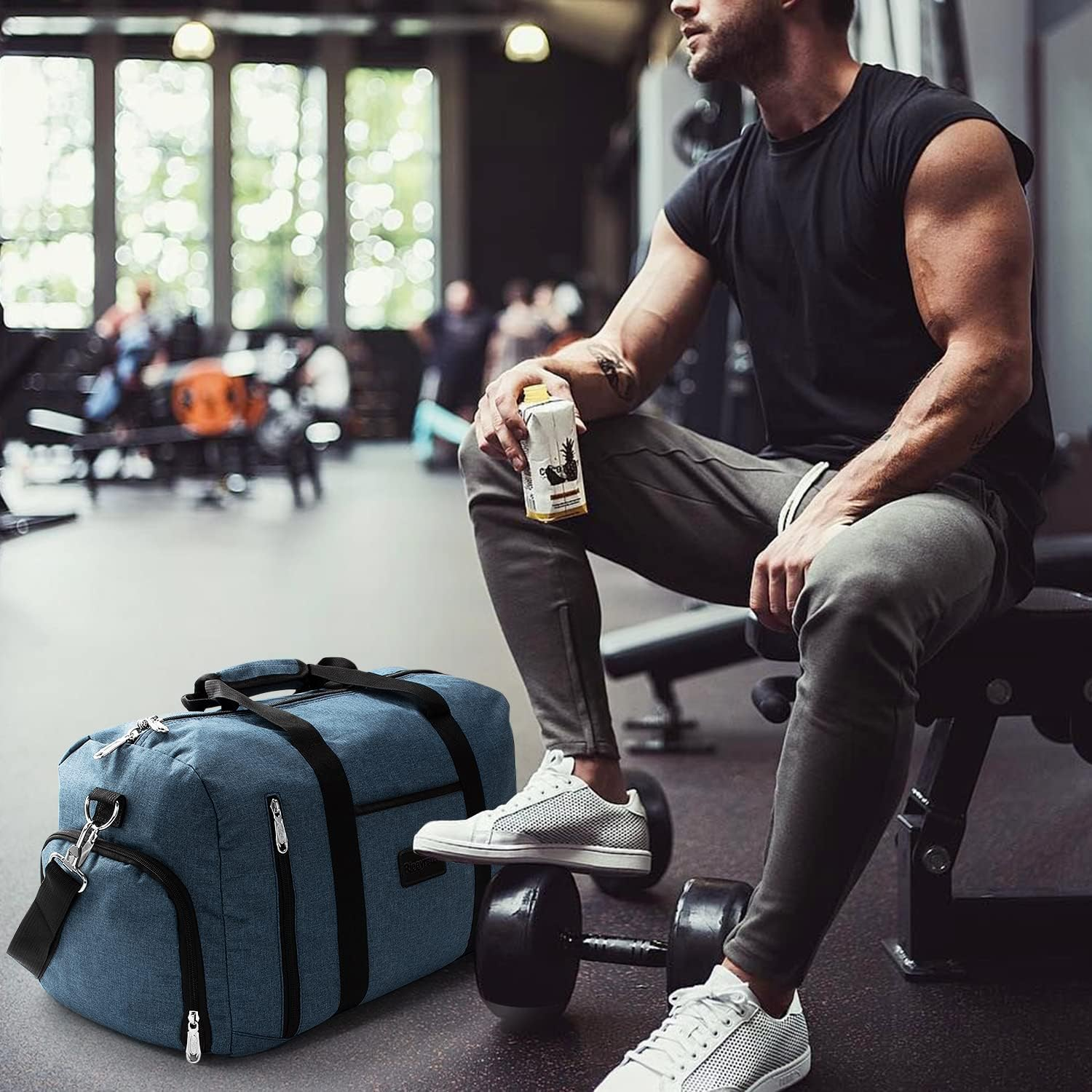 Sport Duffle Bag Sports Gym Bag with Shoes Compartment image number 1