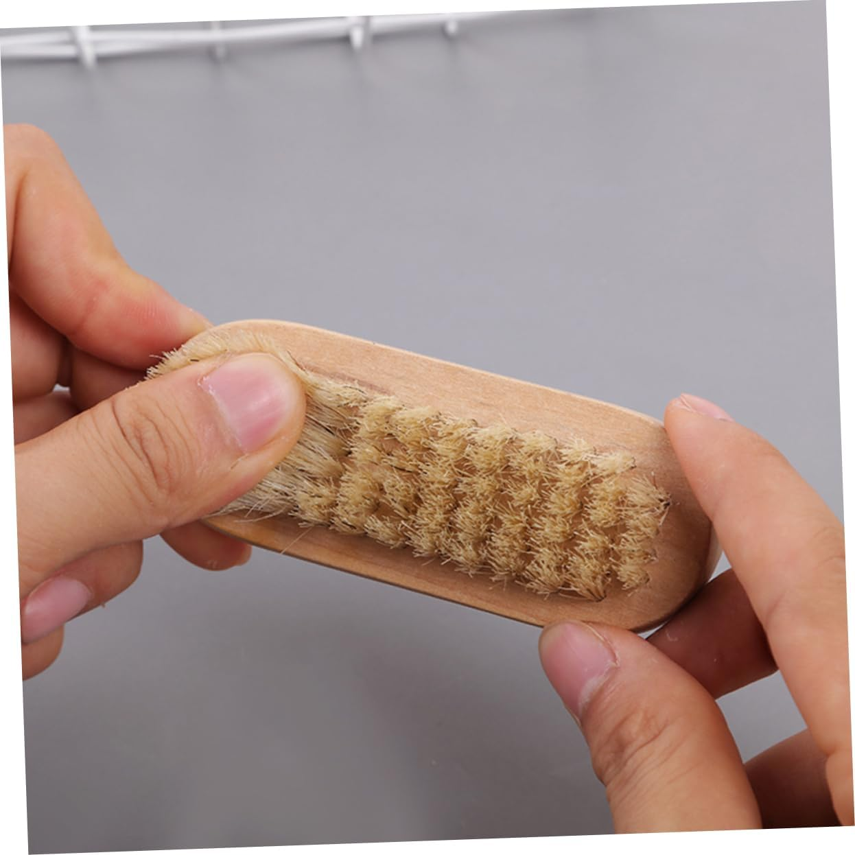 Beaupretty Double-Sided Fingernail Cleaning Brush for Men and Women, Oval Pig Bristle Nail Scrub Tool in Beige, Home Manicure and Pedicure Nail Cleaning Accessories image number 2